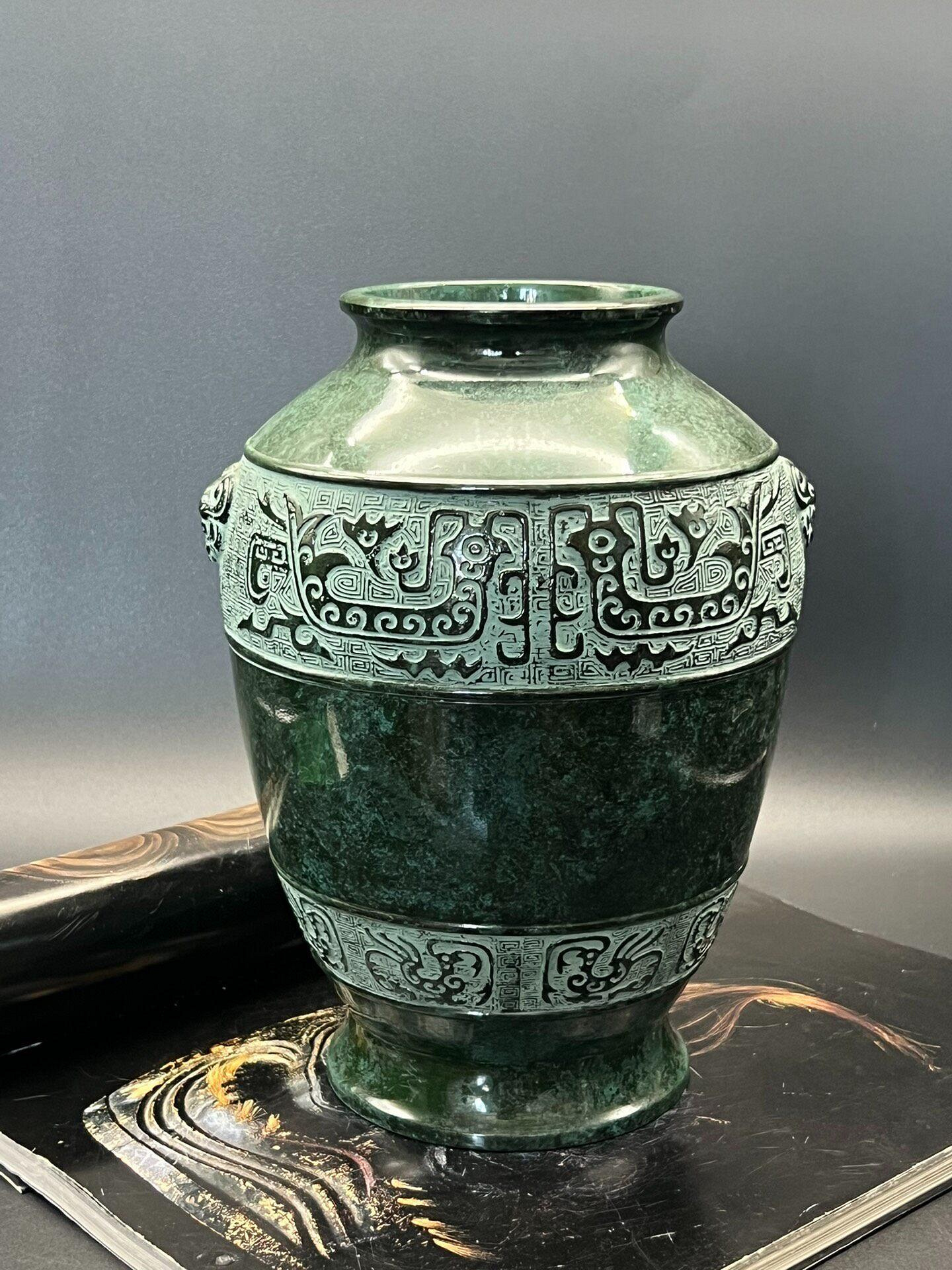 嚴選日本高岡鑄銅花器，獸耳饕餮紋設計，專為茶道精心打造，適合收藏與