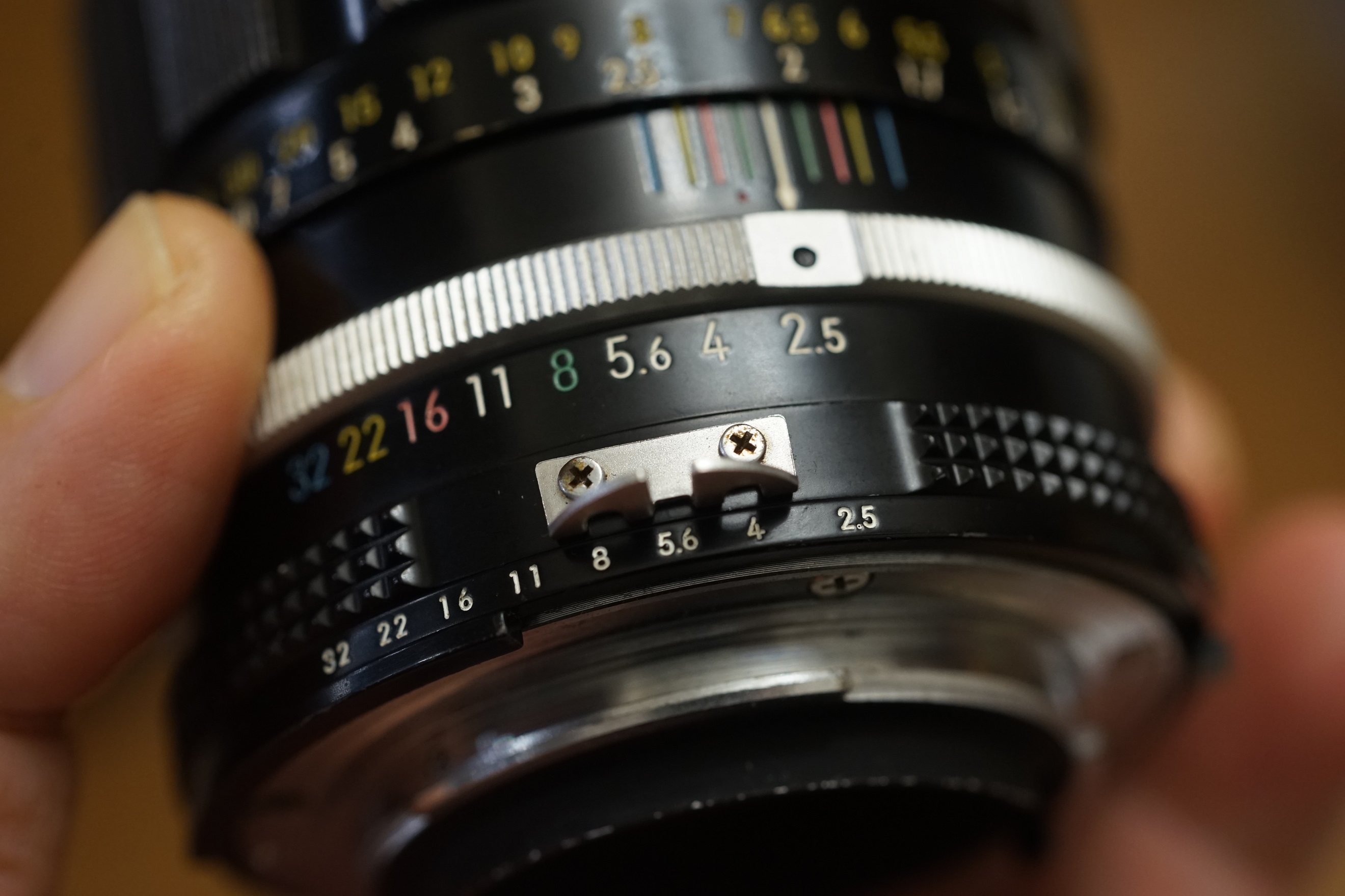 售】Nikkor-PC 105mm F2.5阿富汗少女鏡已上原廠Ai套件加購轉Sony E 口