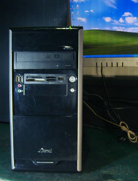 【窮人電腦】自組聯強雙核工業主機跑Windows XP系統！外縣可寄送！