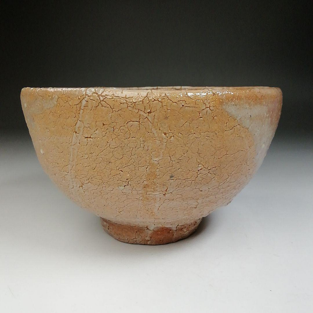 Ｔ７０２　茶碗　『唐津茶碗』『鏡山窯　井上東也 作』　共箱　抹茶碗　茶道具 T702茶碗『唐津茶碗』『鏡山窯井上東也作』共箱抹茶碗茶道具
