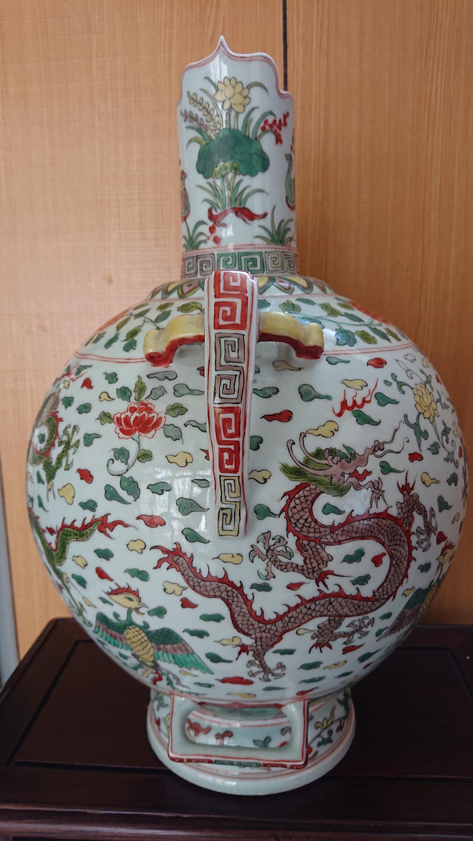 明萬歴時代　【大明萬歴年製】在銘　五彩祥瑞唐花龍鳳文壺　紅綠彩花瓶(E-98) 大明萬曆款龍鳳紋五彩瓶| Yahoo拍賣