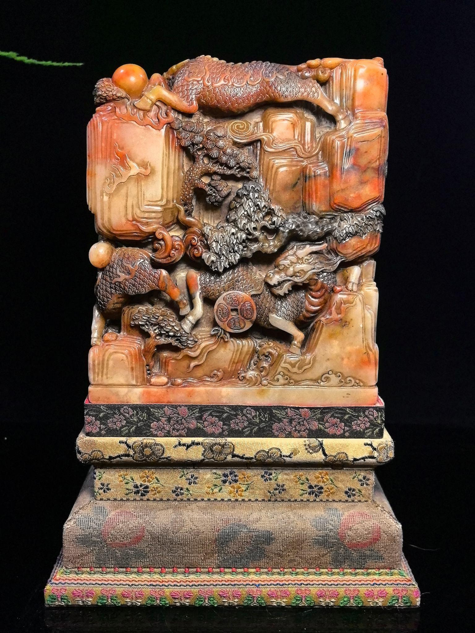 壽山石極品五彩田黃印章擺件大清著名雕刻家【趙之琛】之藏品取材上乘