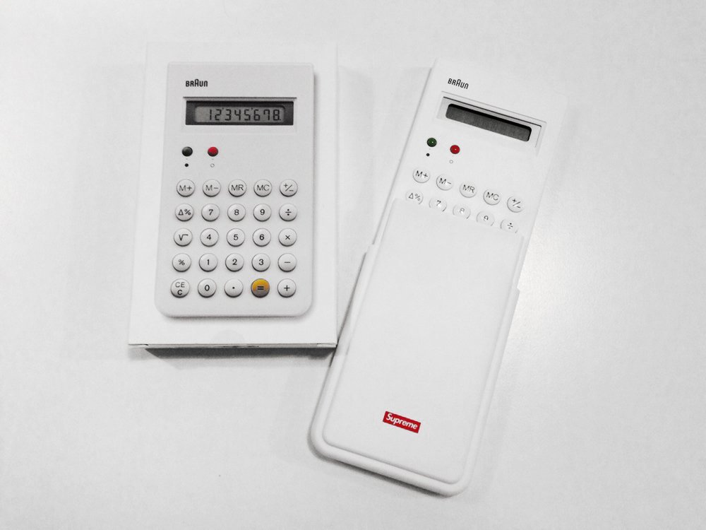 【Supreme x BRAUN】15AW ET66 CALCULATOR 電卓 Supreme x Braun ET66 Calculator | White | FARFETCH