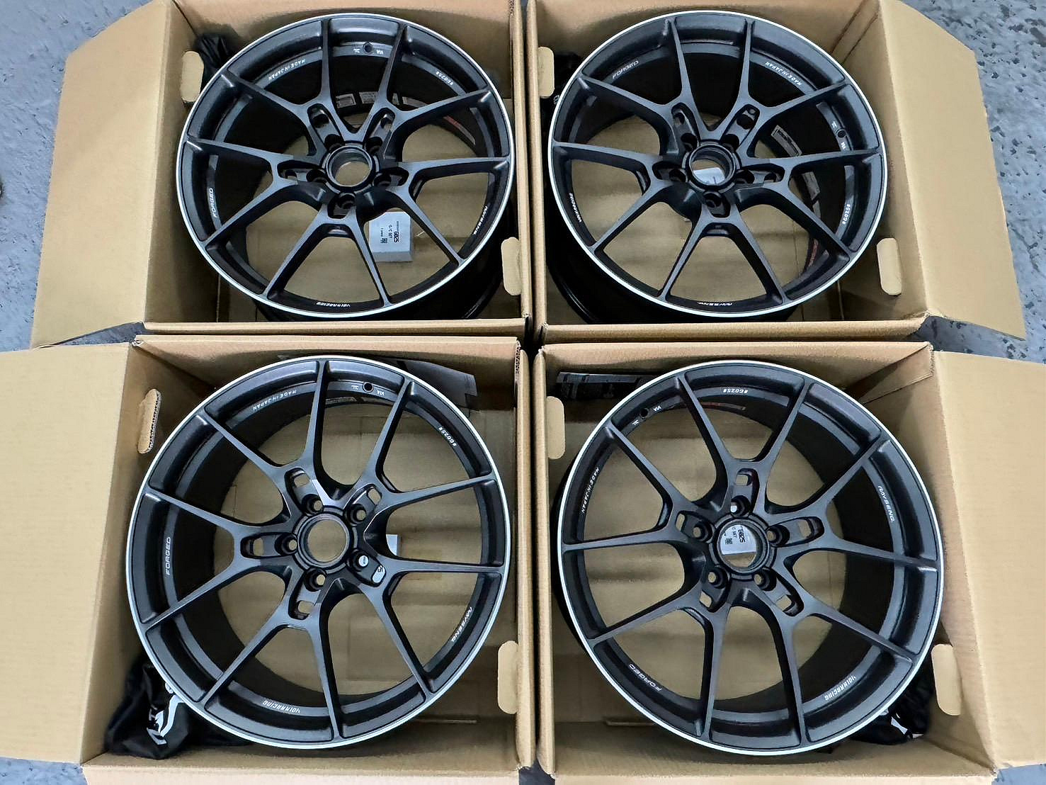 RAYS VOLKRACING G025 19吋 8.5J +45 5/112 鍛造