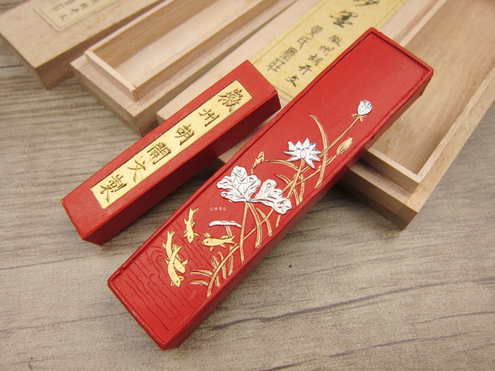 朱砂墨「棲鳳」新安胡開文・仿易水製 韓非子小舖~ 純硃砂墨條-朱砂墨(胡開文精製) 盒裝32g 朱砂含量80
