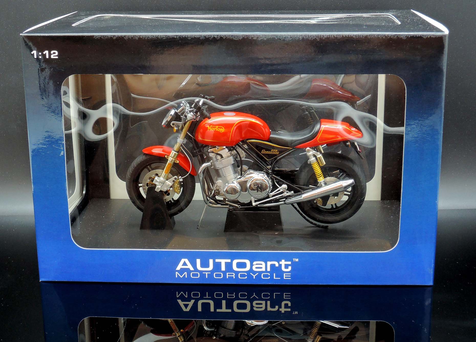 1/12 AUTOart ノートンコマンド 952　 Commando12163 激レア 1/12 AUTOart ノートン コマンド 952 ジョン・プレイヤー