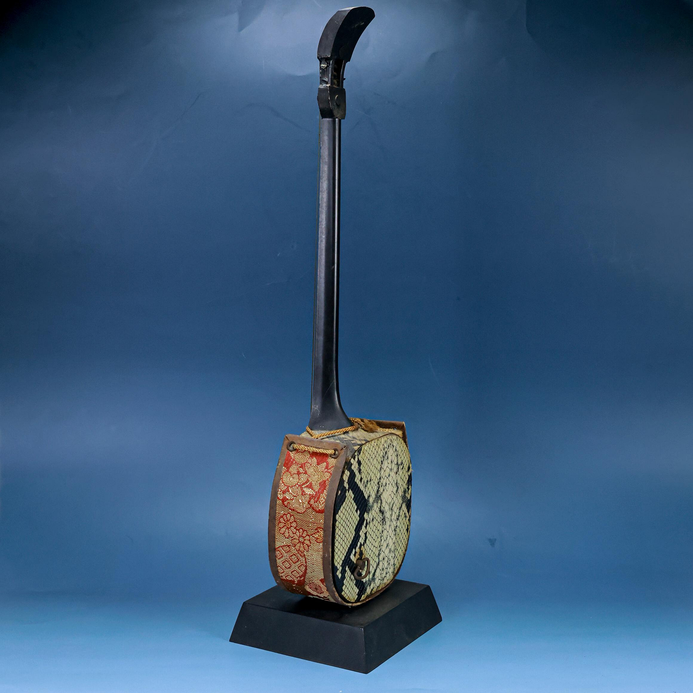 【蛇味線 三線】全長約74cm 蛇味線 三線】全長約74cm