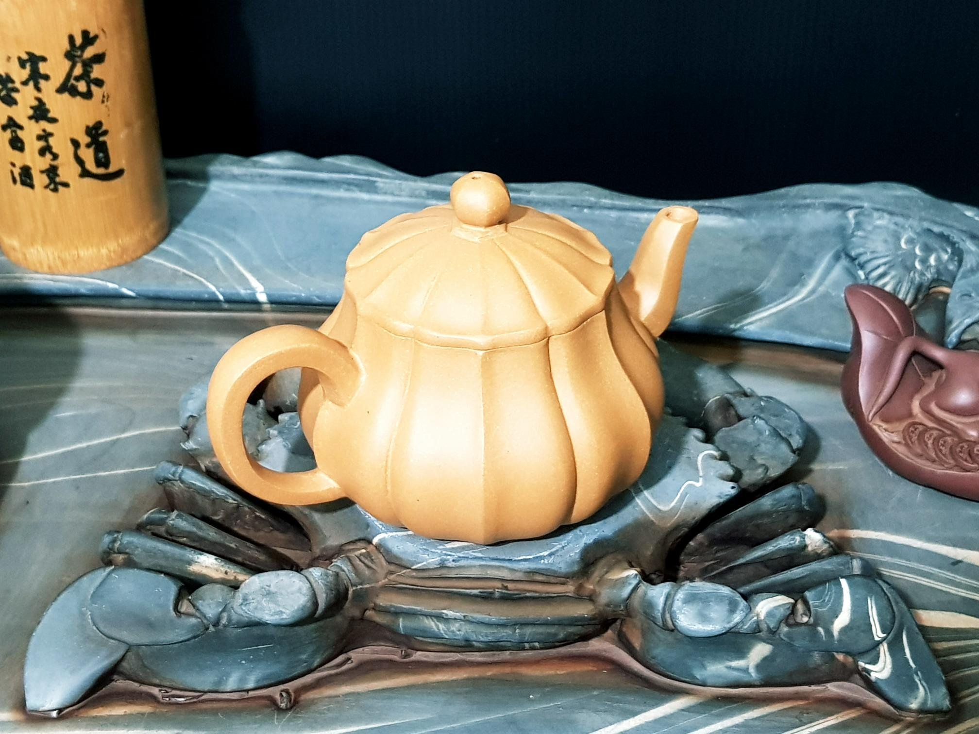 原礦老段泥_六瓣菱花】宜興名家_工藝美術師_陳琳_附證書_黃龍山原礦_