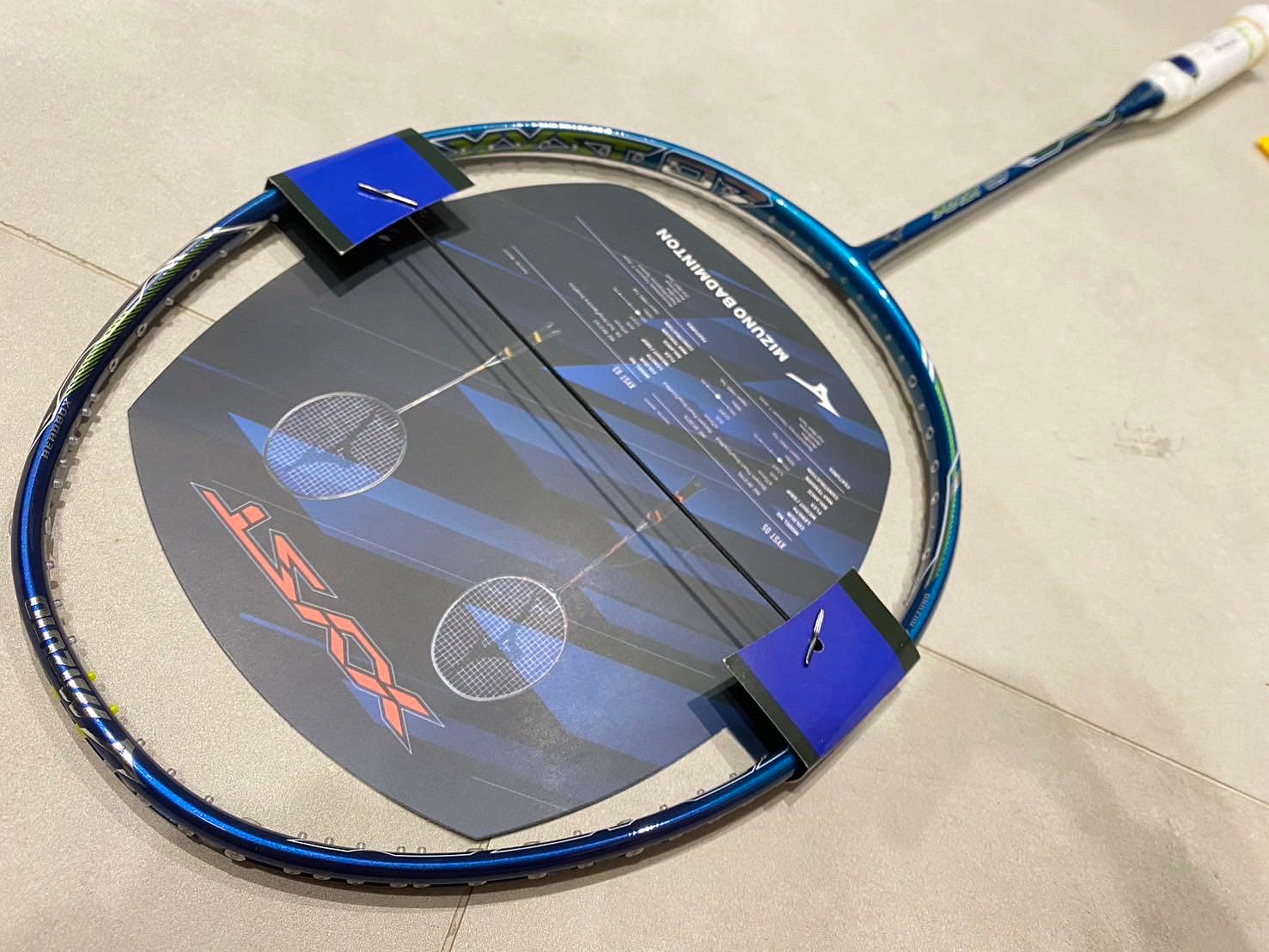 新色超美（羽球世家）MIZUNO 美津濃進階羽球拍XYST 07 鈦T 型