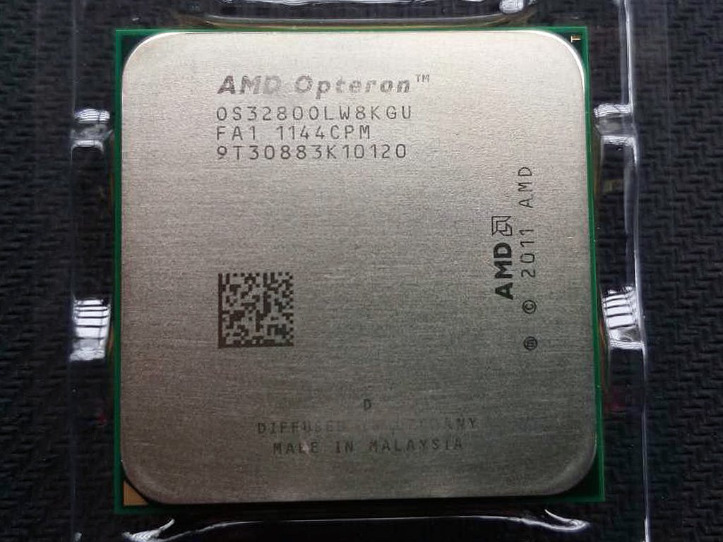 AMD Opteron 3280 2.40GHz /AM3+ / OS3280OLW8KGU /8コア / TD65W AMD OS3280OLW8KGU - 2.4 GHz 8 MB Socket AM3+ Opteron 3280 HE CPU
