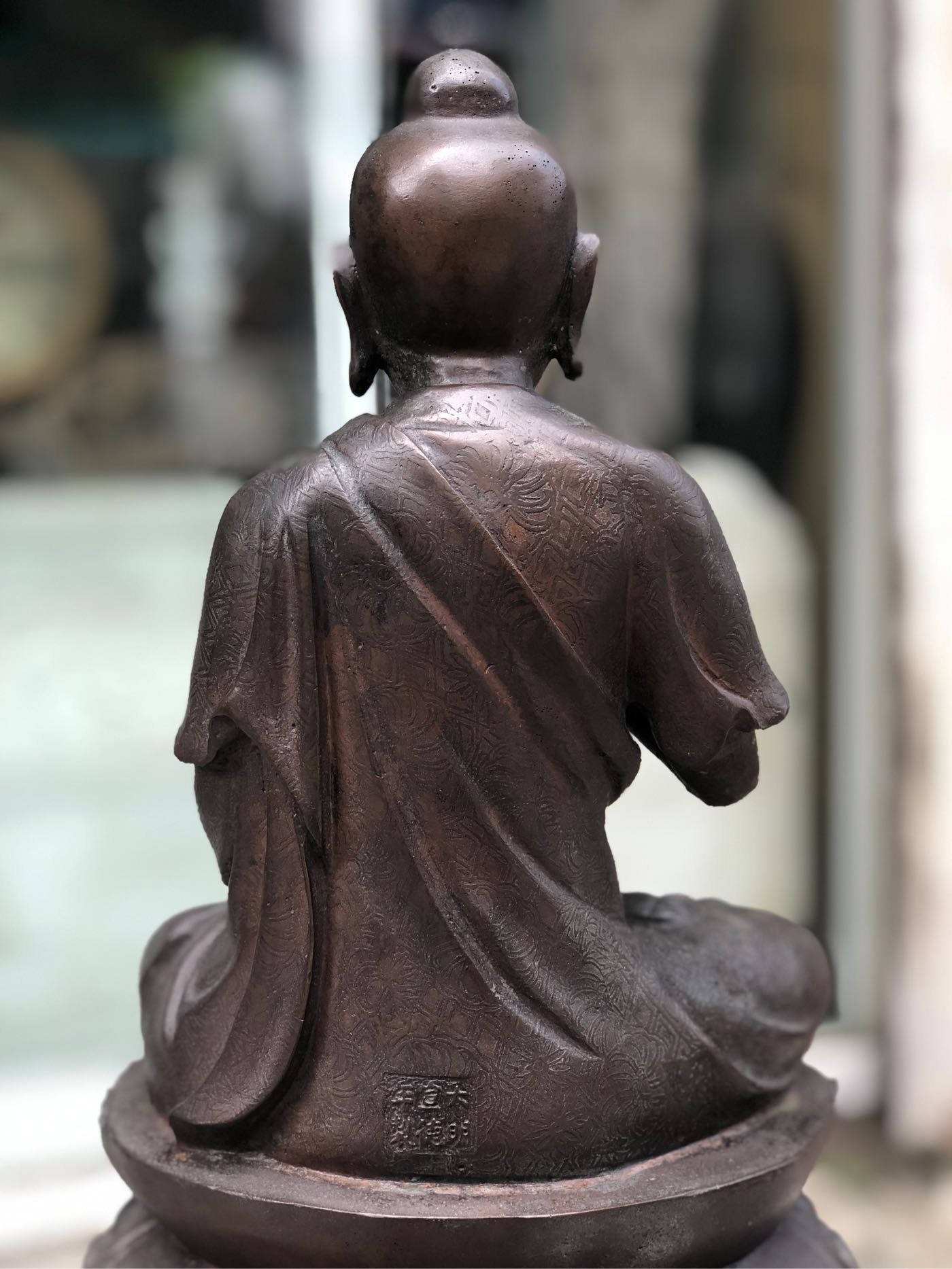 佛像古董，「大明宣德年製」在銘，高2⃣️9⃣️cm，重3800克 佛像古董，「大明宣德年製」在銘，高2⃣️9⃣️cm，重3800克