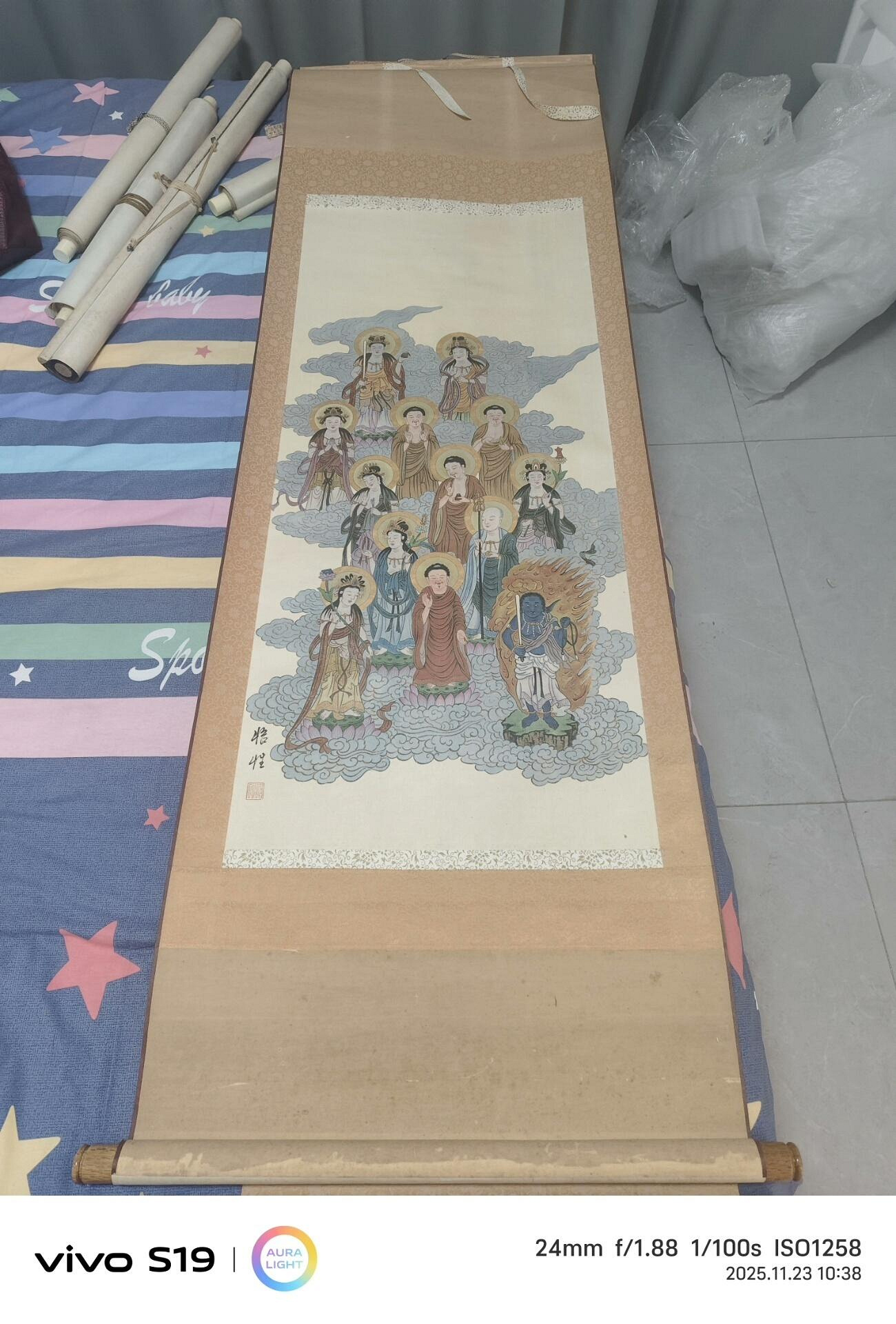 嚴選日本回流十三佛掛軸，綾裱絹本木軸，尺寸173×55.5cm，保存極佳宛如