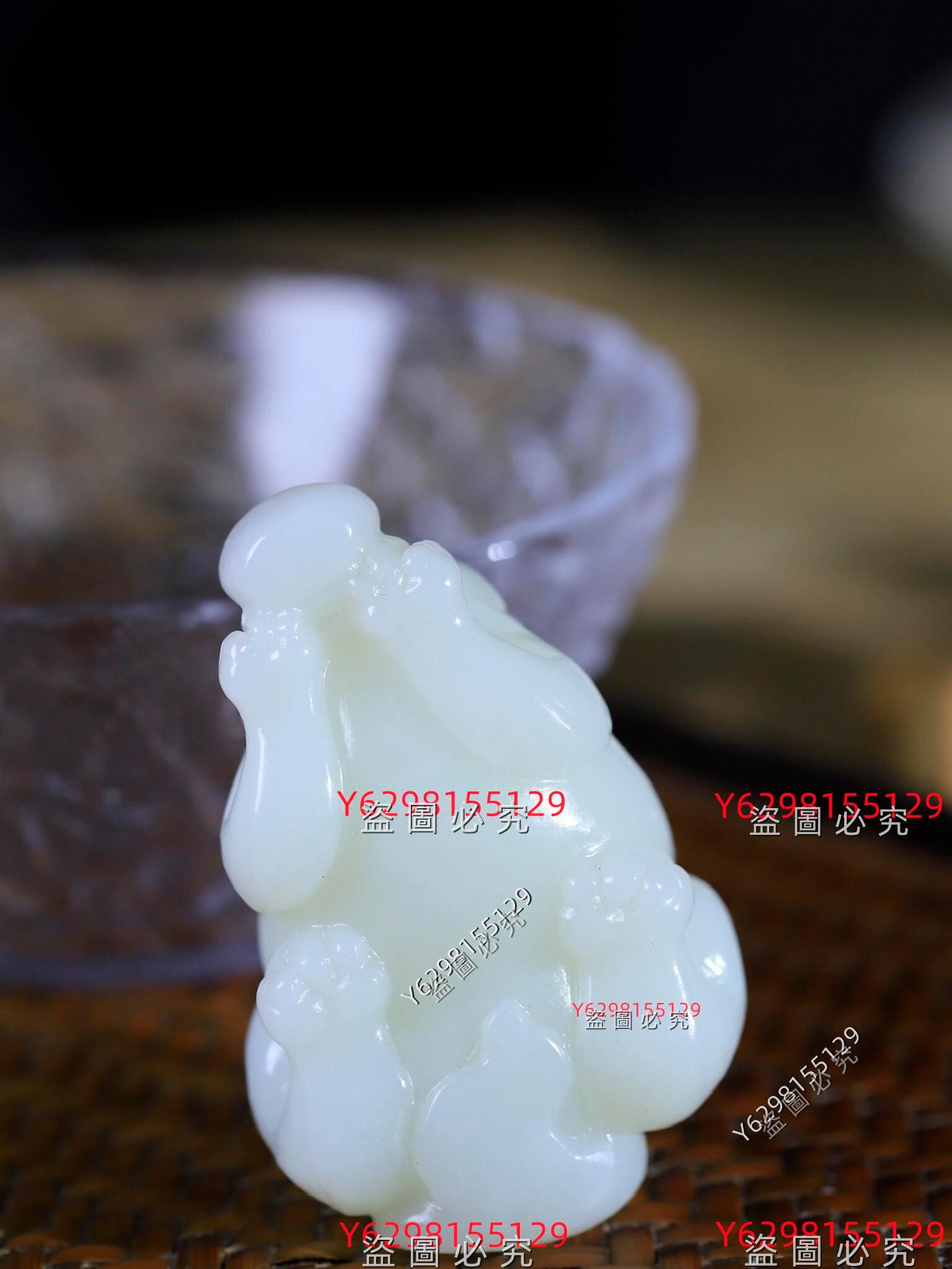 財貔貅】和田玉白玉貔貅掛件，質地細膩油潤，精工雕刻，貔貅表情生猛