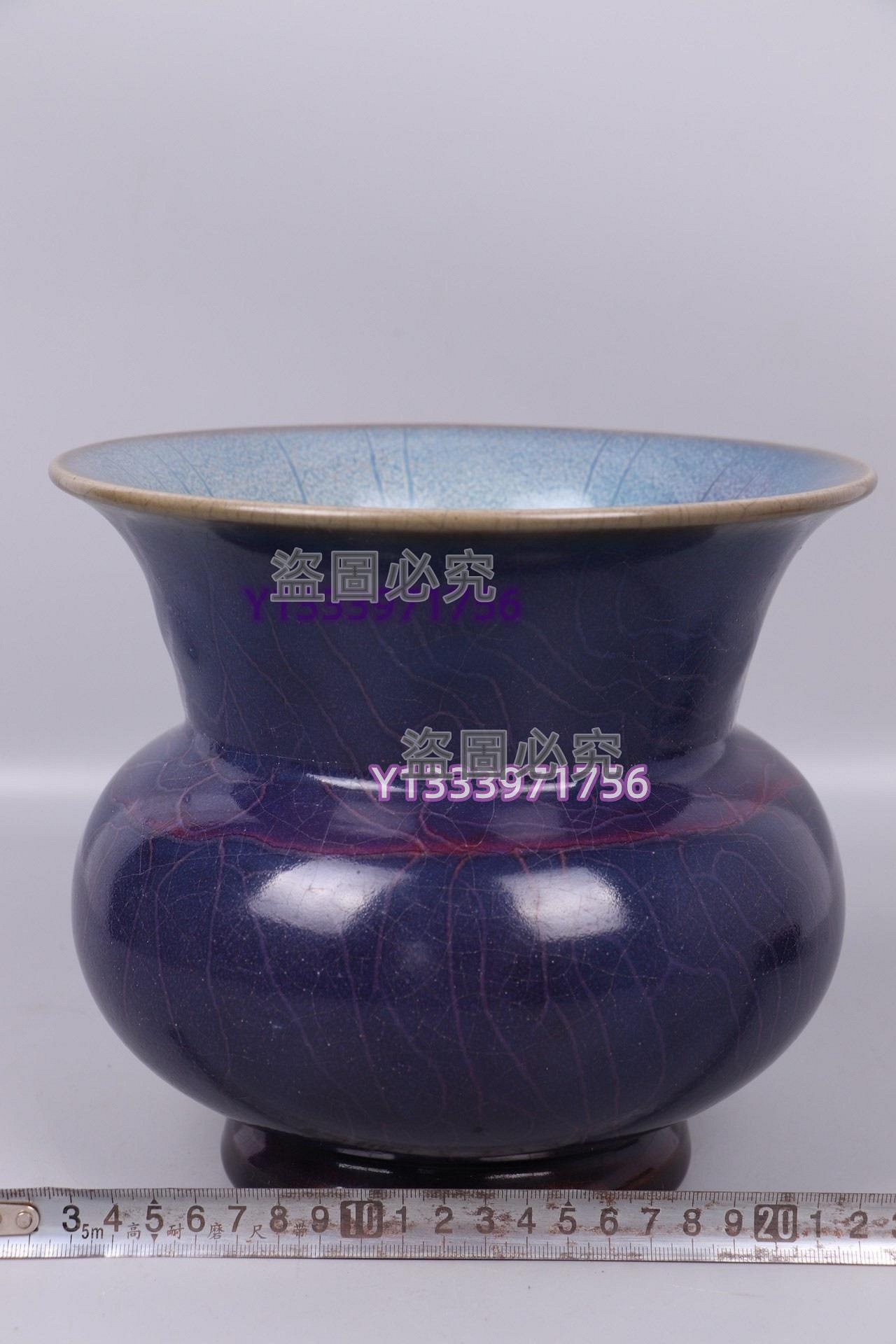 宋鈞窯、渣斗花盆開門舊貨此件玫瑰紫釉鈞瓷渣斗敞口圓腹造型殊雅挺碩老