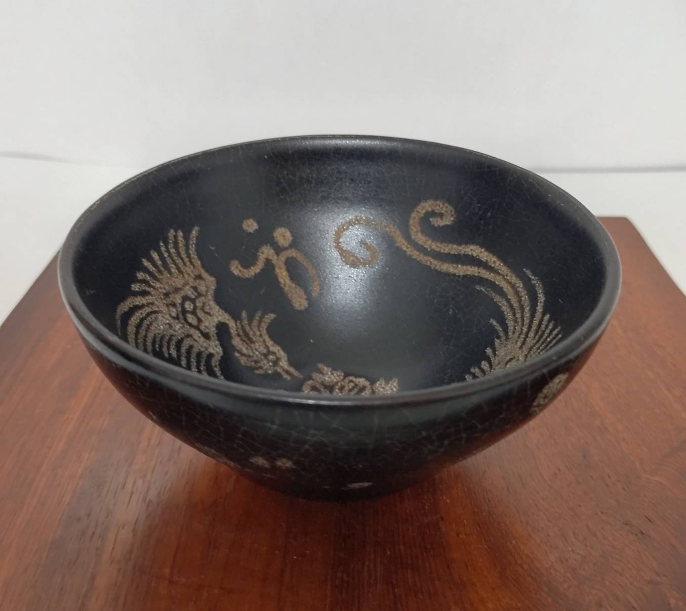 非比尋常｝== 中國古董瓷器！宋吉州窯黑釉剪紙貼花鳳紋碗! | Yahoo拍賣
