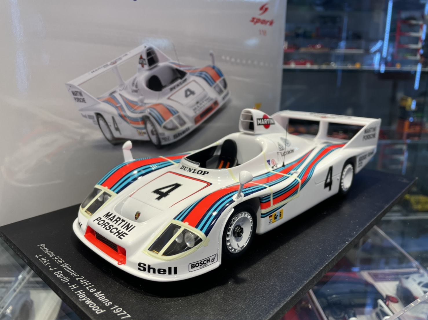 吉華科技@ 1/18 Spark 18LM77 PORSCHE 936 NO.4 WINNER 24H LE