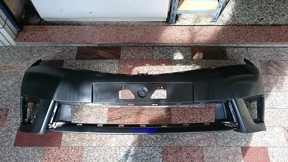 TOYOTA ALTIS-2014 前保桿 另有引擎蓋 葉子板 水箱架 水箱罩 後視鏡 大燈 尾燈 引擎下護板
