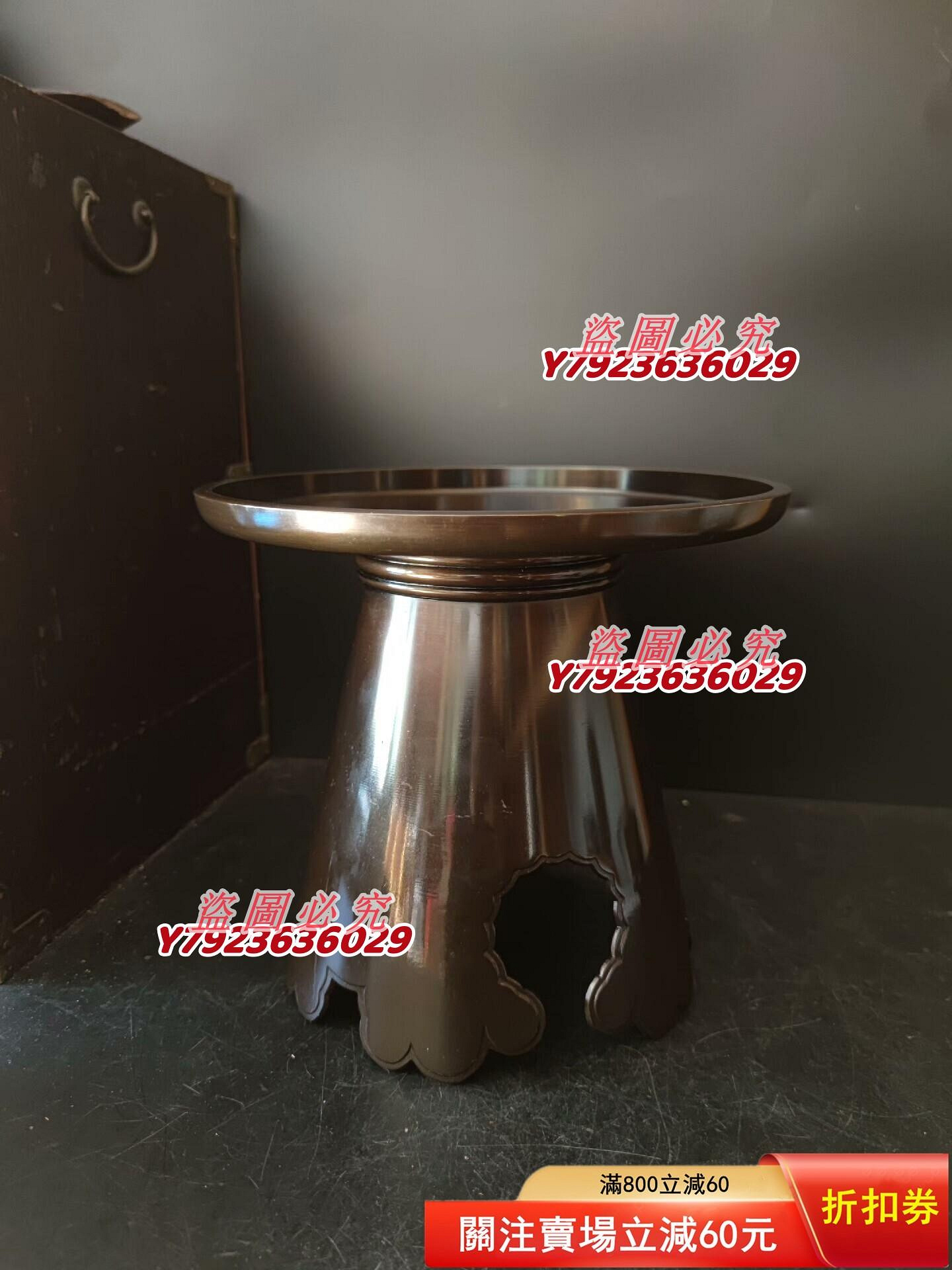 日本純銅製池坊御玄豬花器品相完好，精致，器型穩重，很厚實，比一般的