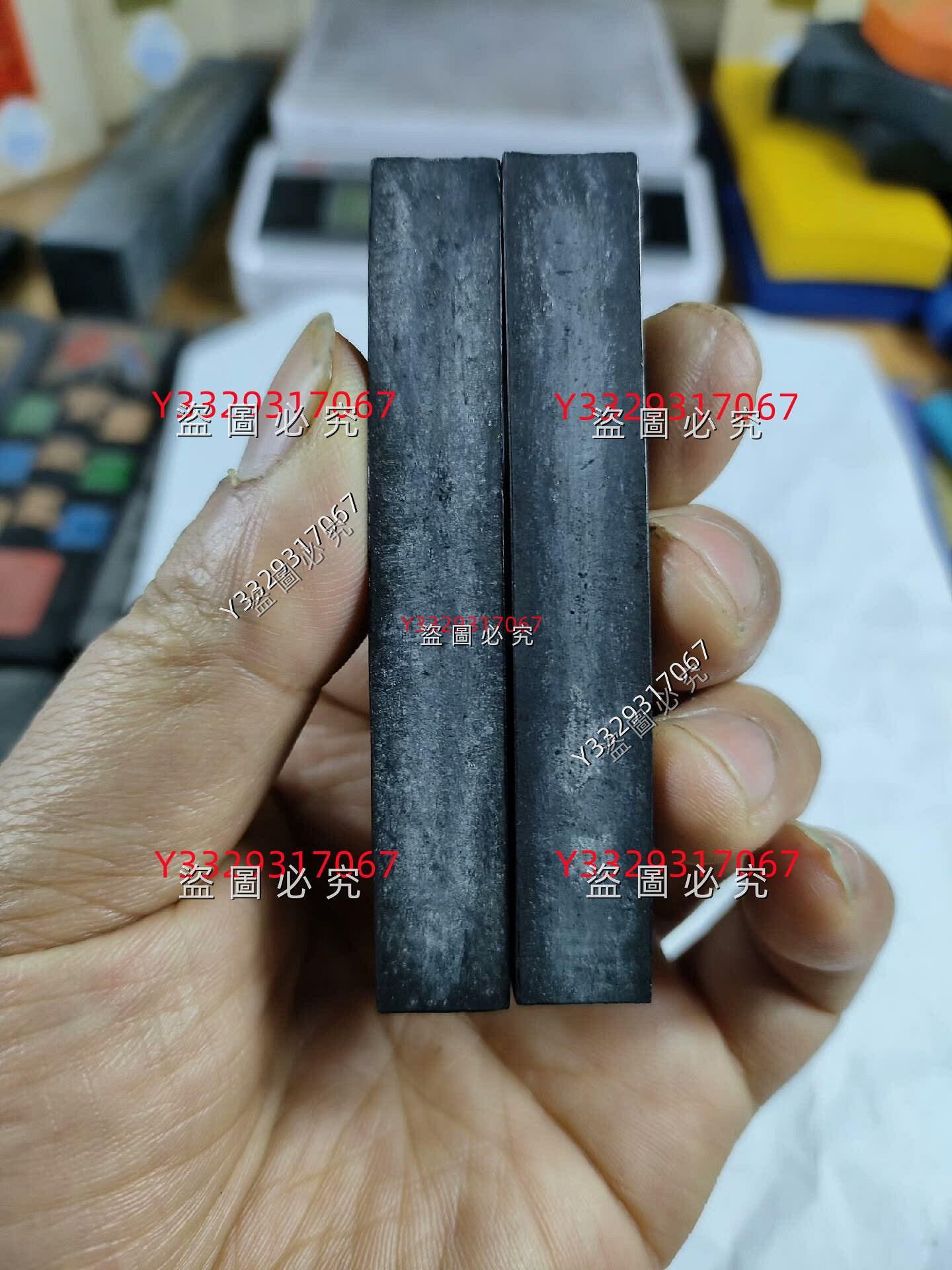 績溪胡開文盞煙級別桐油頂煙墨，頂珠方柱，1兩/錠，重約28克，作品級別