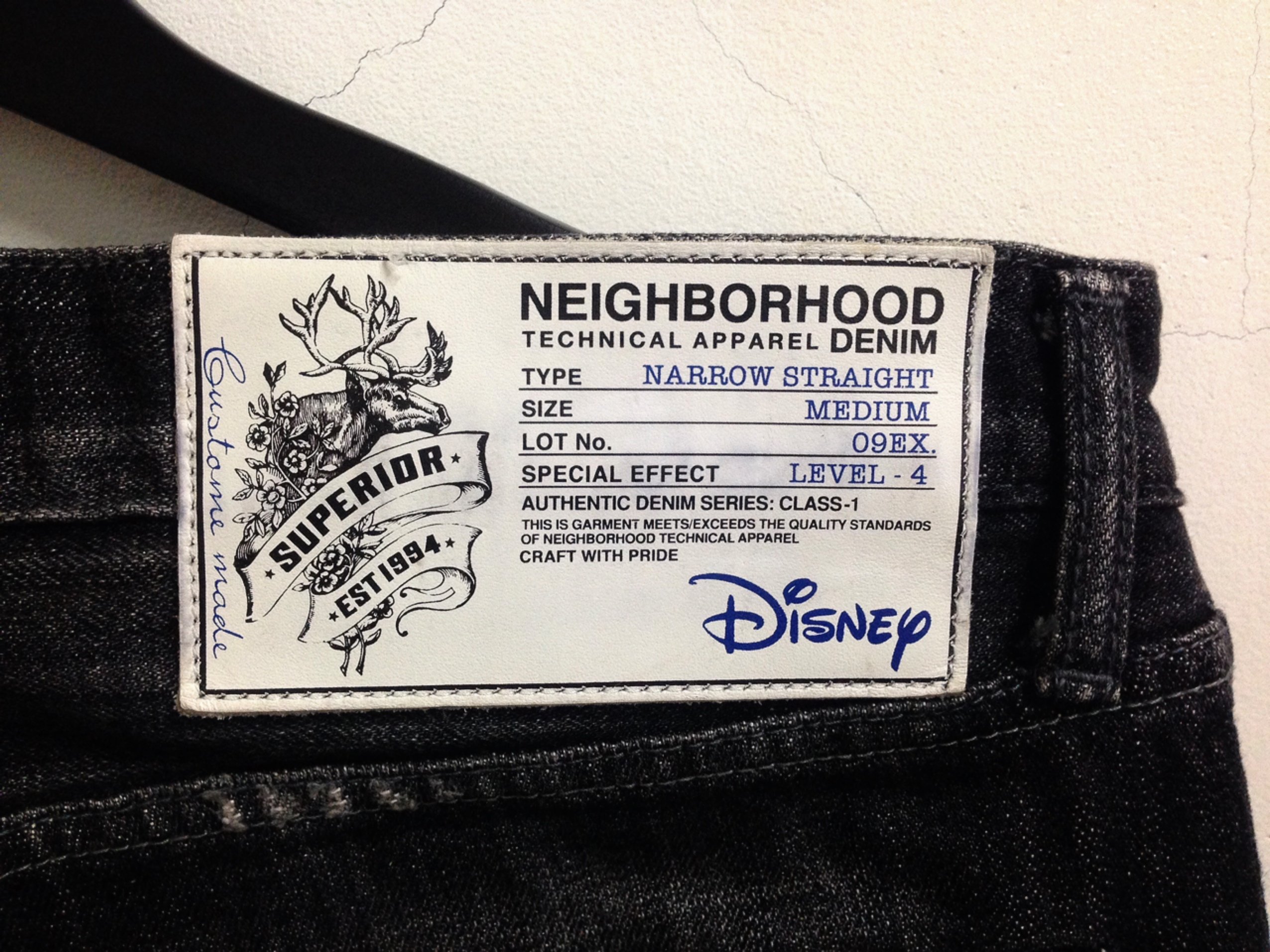 新品　NEIGHBORHOOD×Disney 　NARROW STRAIGHT NEIGHBORHOOD 09 NARROW DISNEY BIG BAD 電繡貼布刀割黑牛王