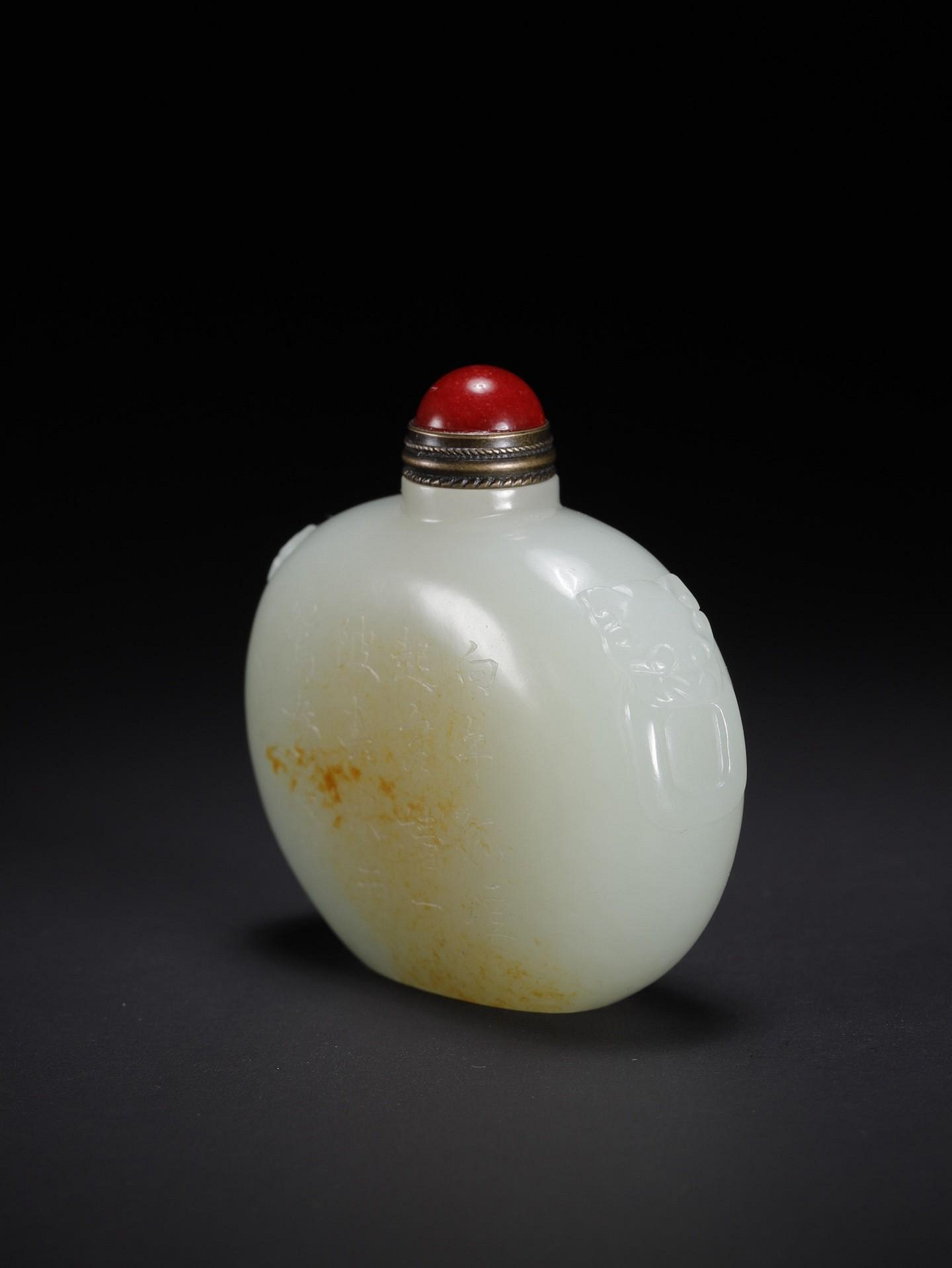 美品 鼻煙壺 和田玉 珍蔵品　新疆産ホータン玉（水墨色）鼻煙壺 和田玉鼻煙壺尺寸：4.8×5.2×2.0厘米，重量54.2克舊藏收藏古玩【古今臻