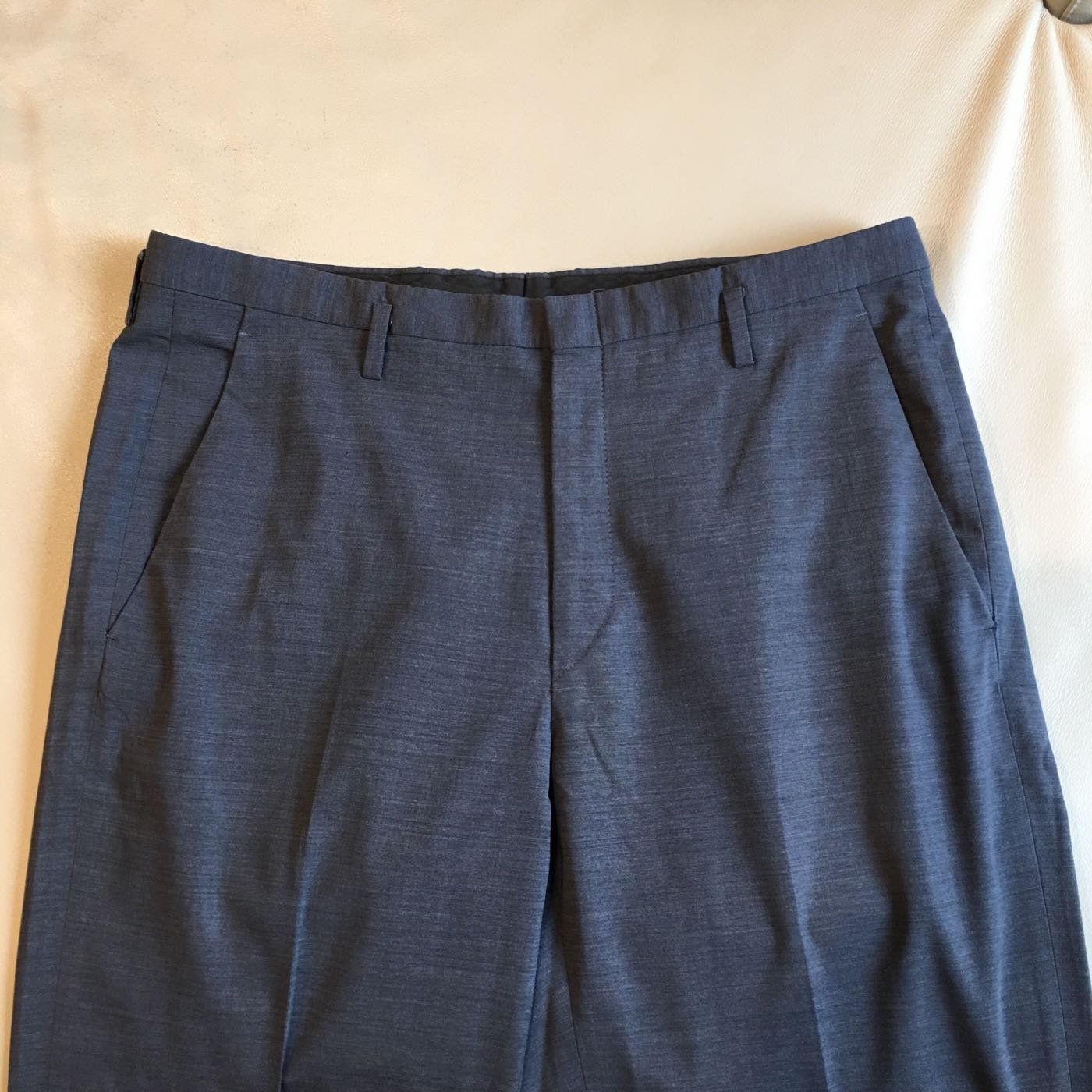 [品味人生]保證正品 GUCCI   灰色  西裝褲  size 50
