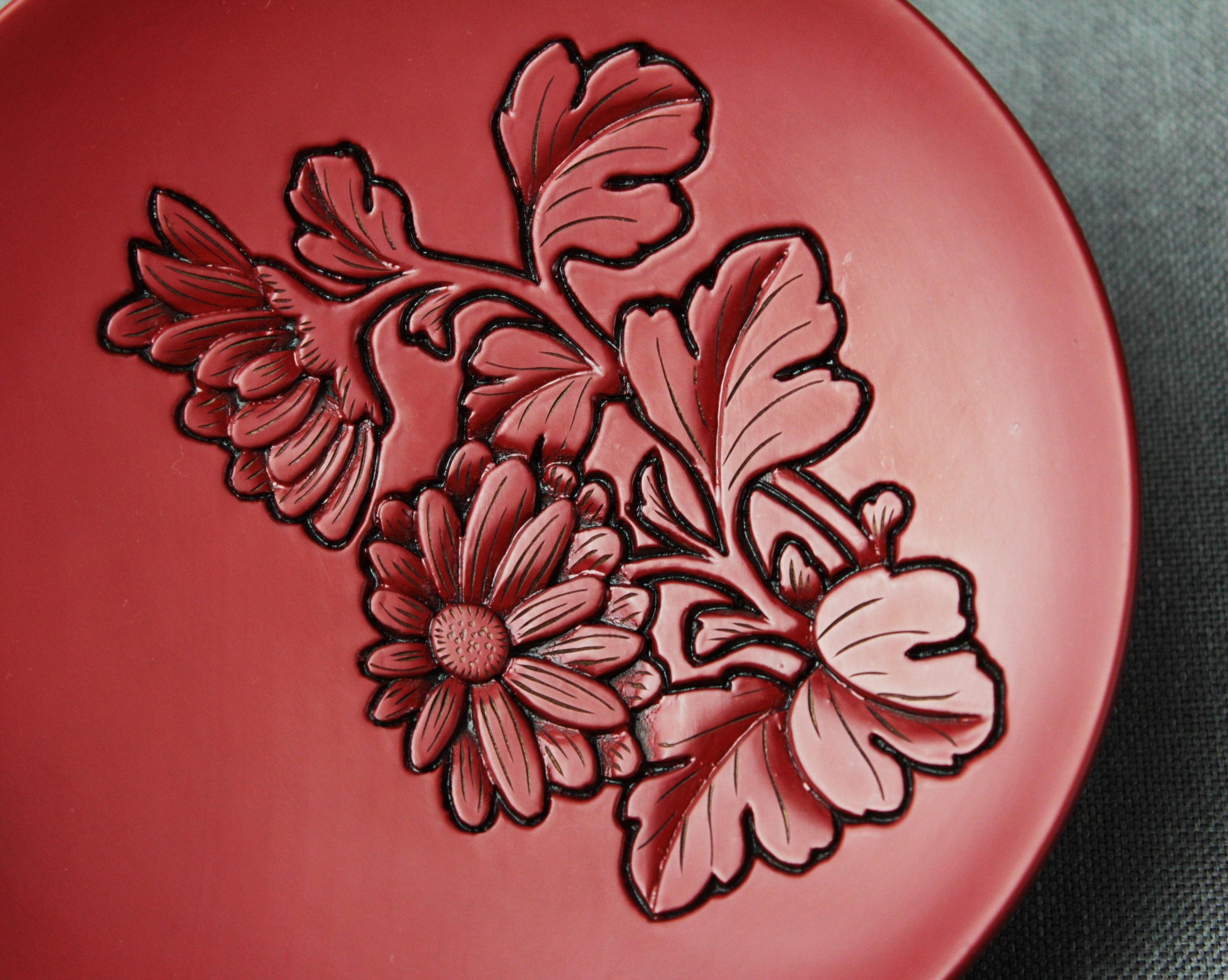 桑園の】美品~日本百年工藝村上堆朱木胎漆器15cm 梅蘭竹菊牡丹菓子器