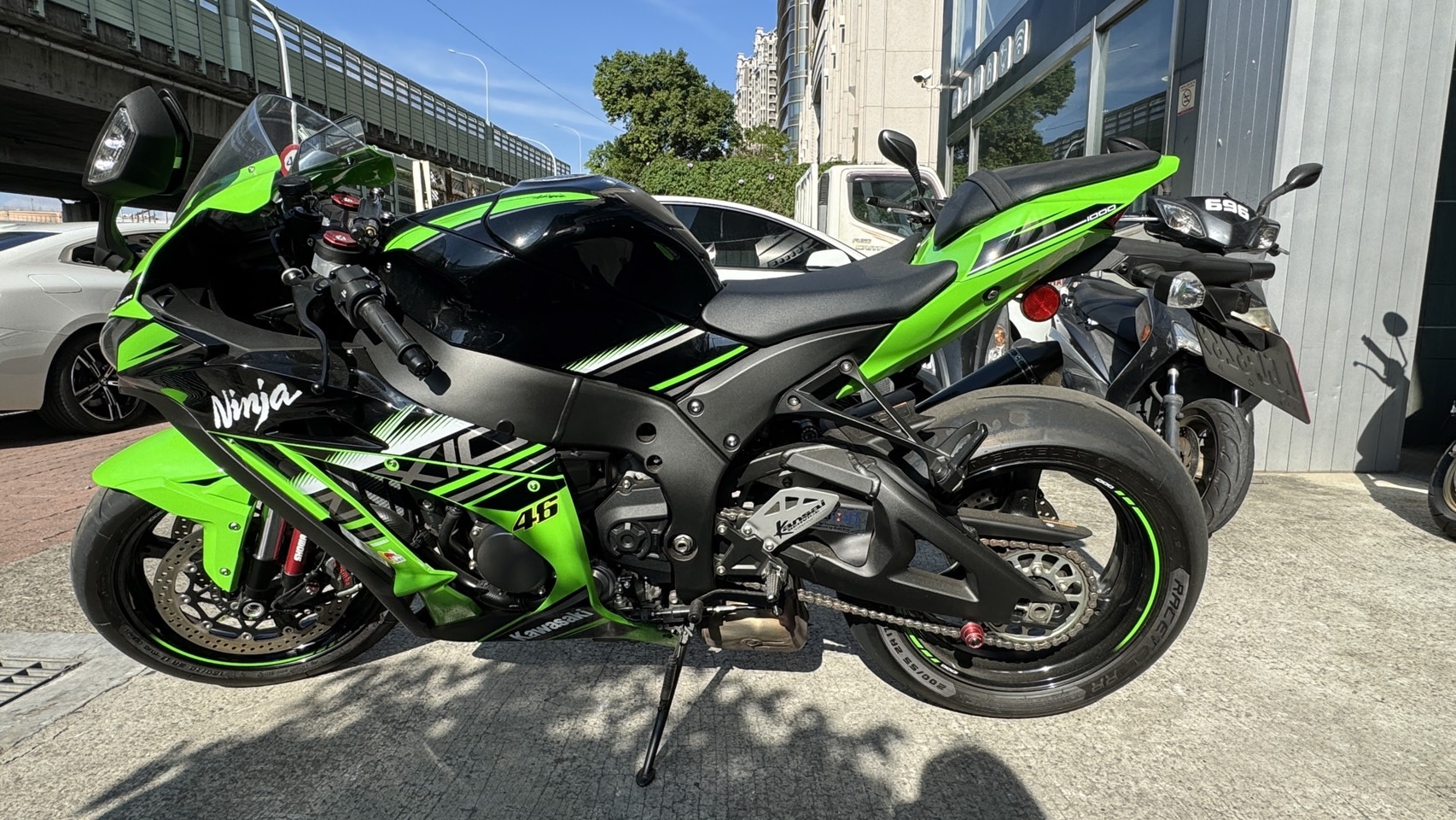【中古】 愛上他、不只是我的錯 台湾盤 川崎ZX636/ZX-10R专用刹车盘：让你的爱车刹得更稳，骑得更爽