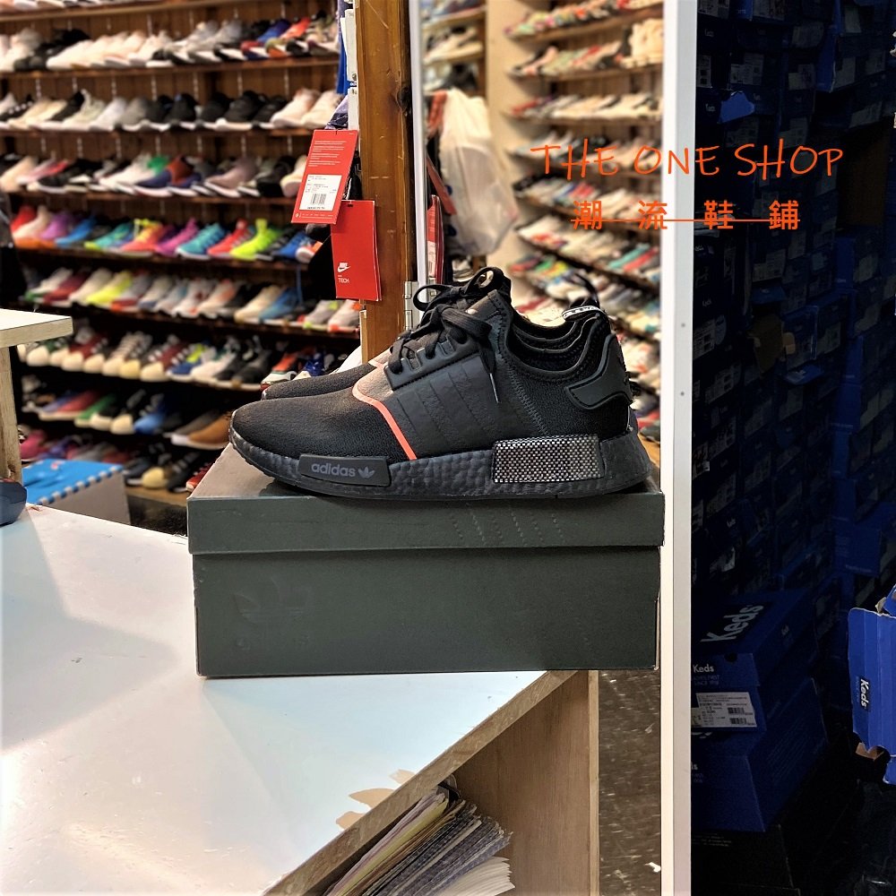adidas gazelle silver green womens Adidas NMD R1 Core Black / Core Black / Solar Red (EE5085)  Prime
