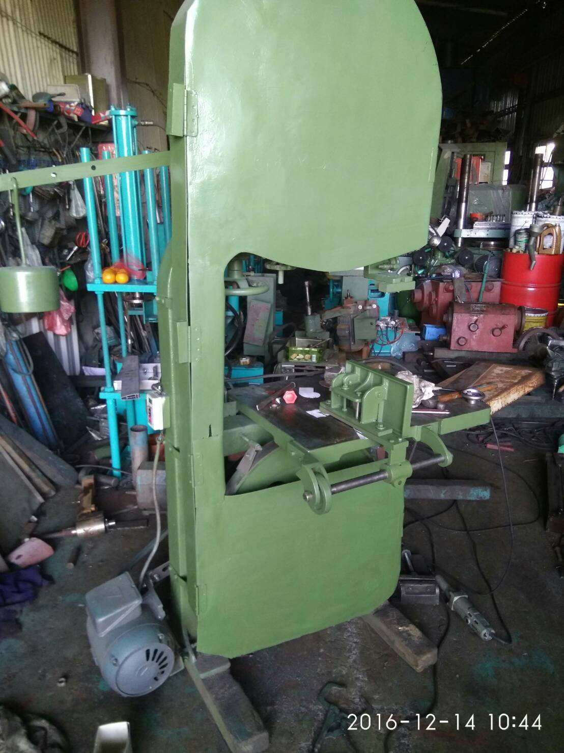 提供各式二手木工機,各類中古木工機可中古帶鋸機 木工機,木工機,中古木工機,二手木工機,不可直接下標 須現場試機