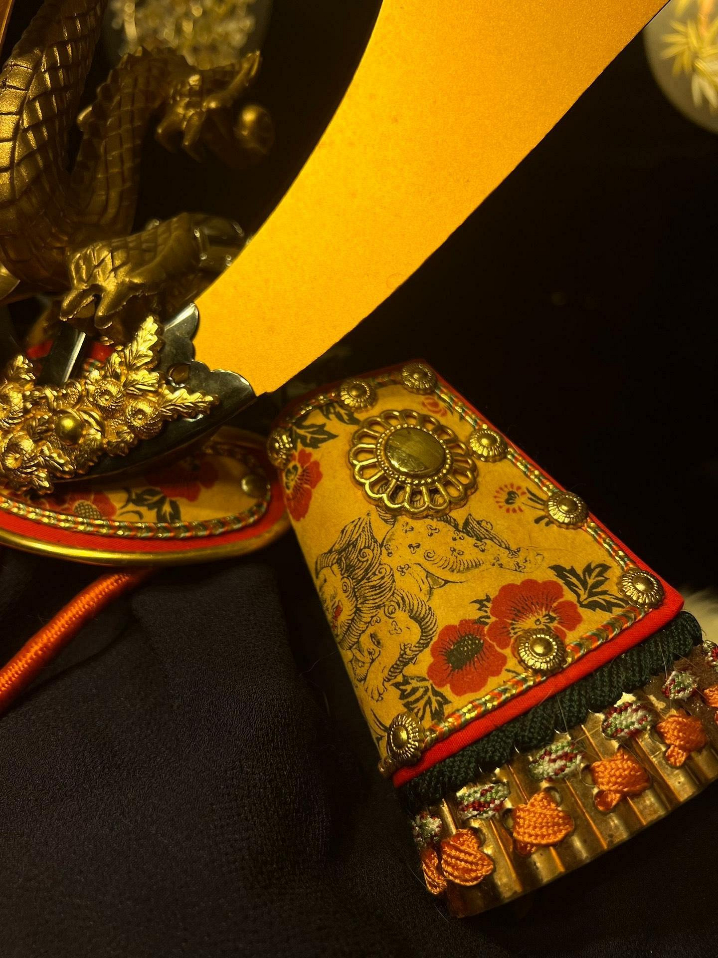 龍玉作　兜　甲冑飾 龍玉作 18号本金箔押 兜飾