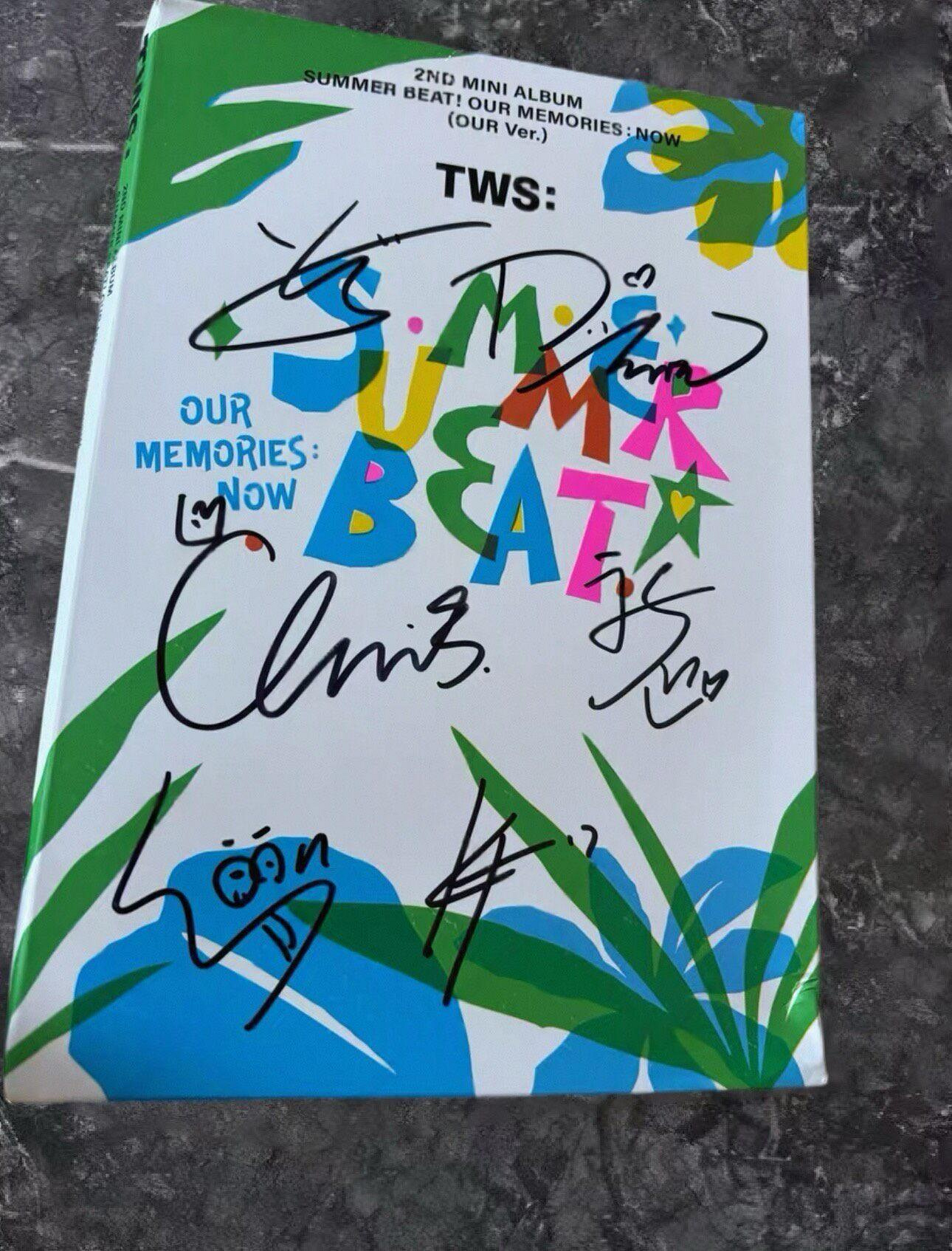 嚴選TWS mini summer beat TWS親筆簽名專輯，配備完整周邊商品歌詞本