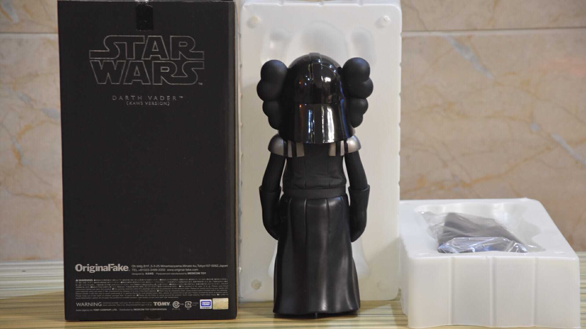 kaws snoopy Star Wars KAWS Darth Vader Original Fake 黑武士| Yahoo拍賣
