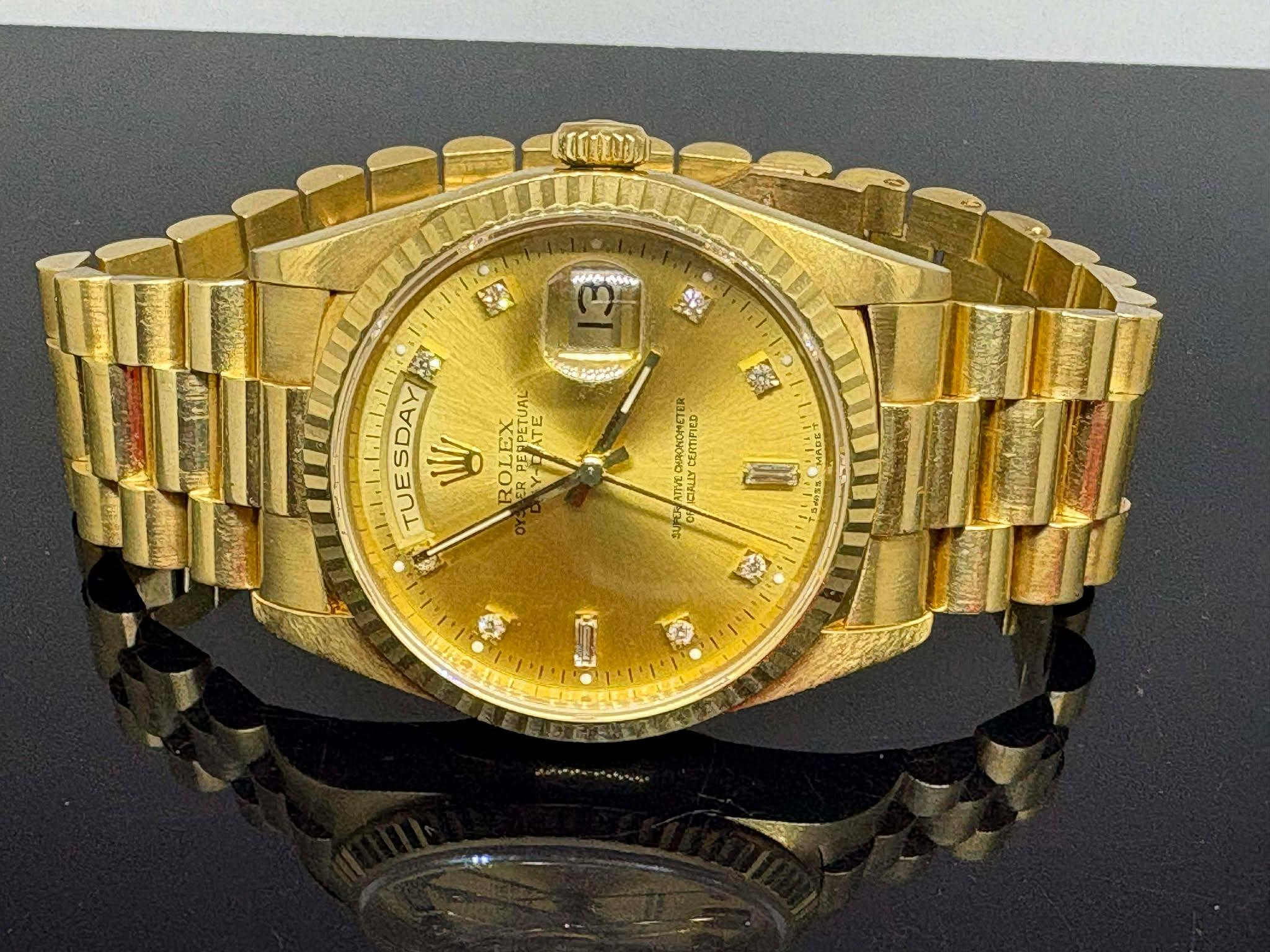 國際精品當舖 #ㄧ手帶未拋、#拋配件全、值得收藏保值增值 Rolex 紅蟳手錶 18238G 原金色面盤 年份S字頭。#ㄧ手錶93新A7919-1
