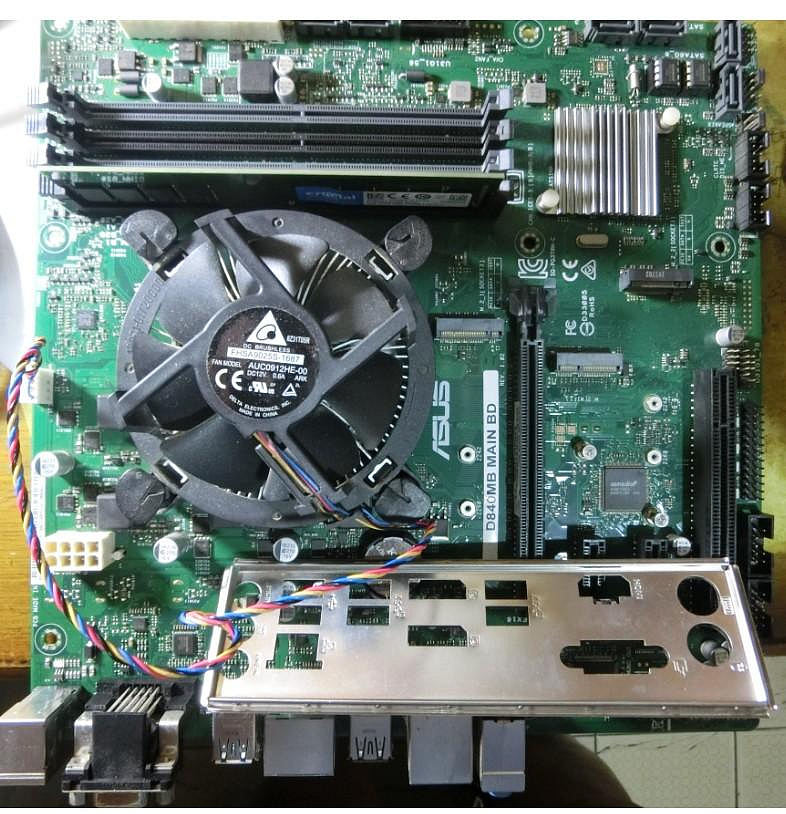 ASUS 1151華碩D840MB MAIN BD 8 9代主機板