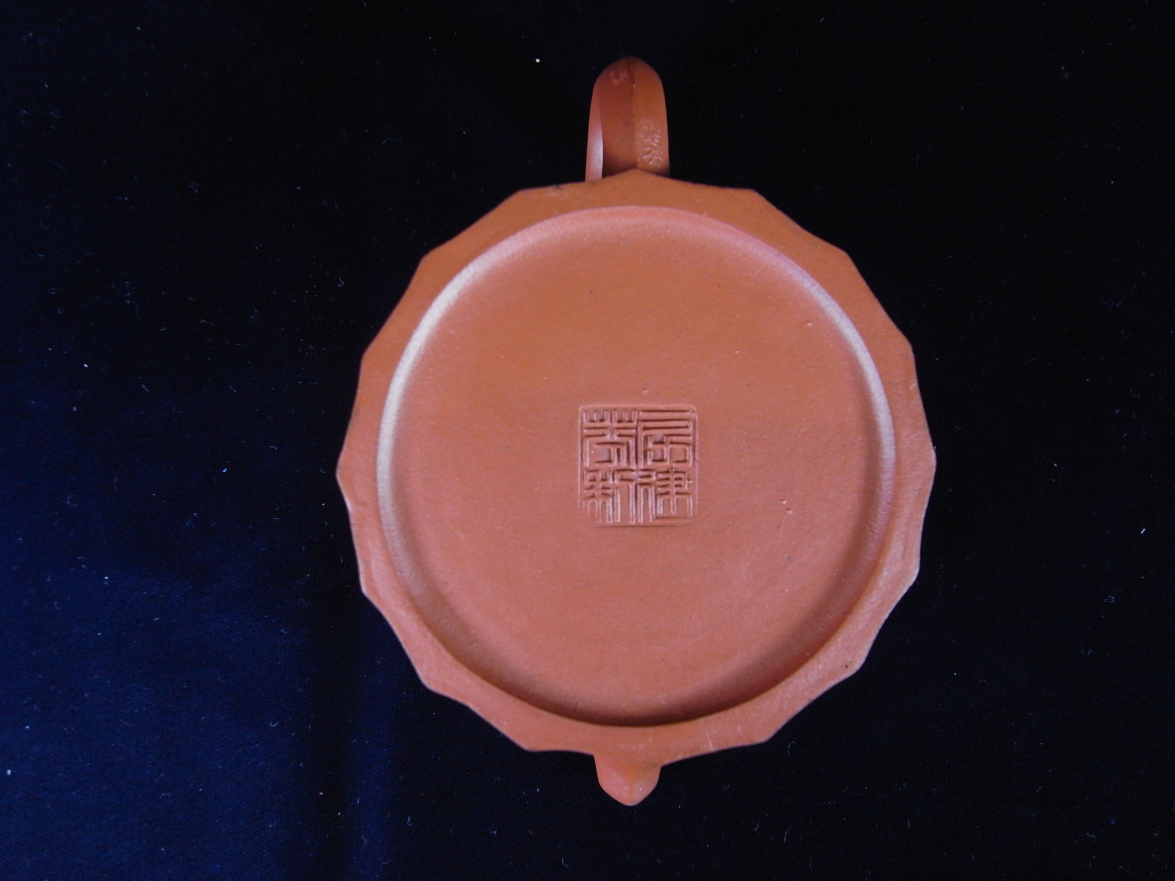 阿威的藏寶箱＊【名家早期紫砂壺房建芬】作工精細整體造型美觀值得收藏