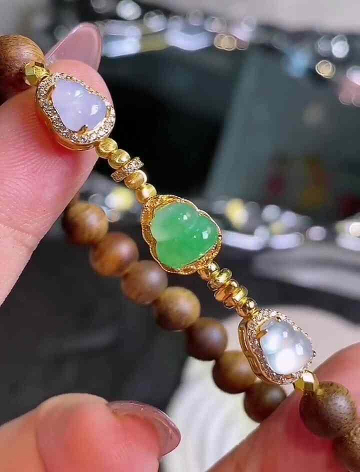 嚴選緬甸天然翡翠A貨三色葫蘆沉香手串，拍立得美，上手氣場全開，珍藏