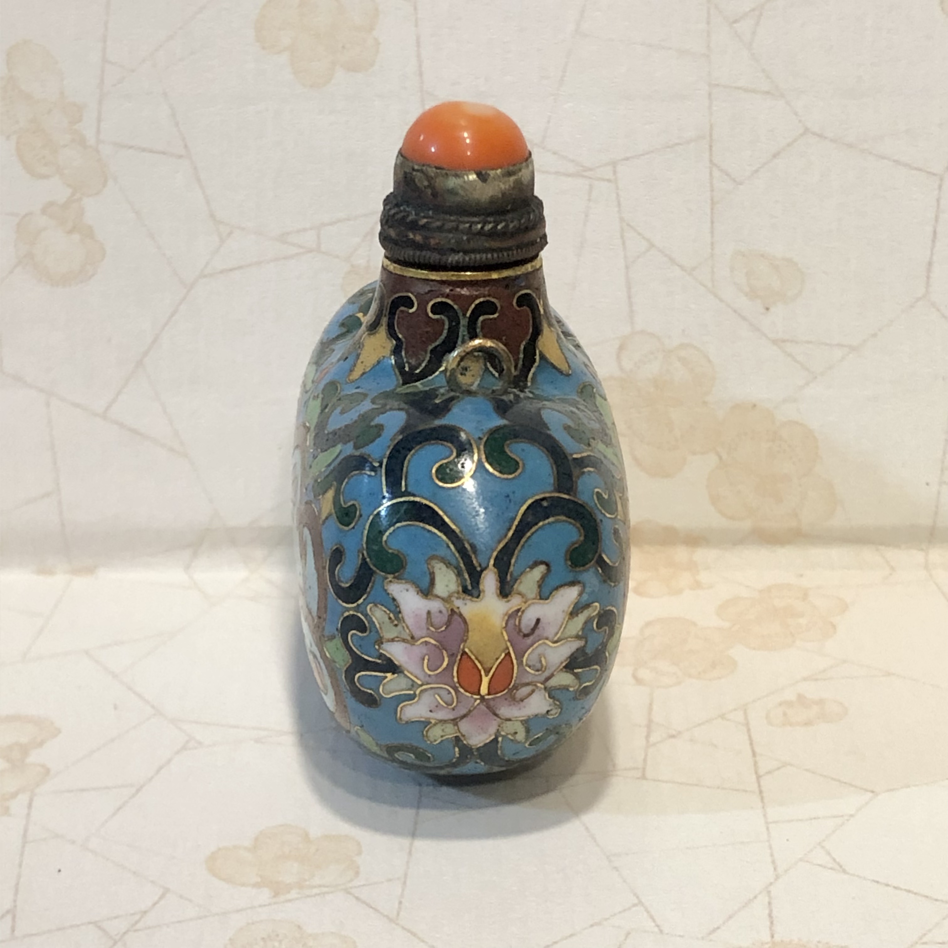 小小的】～ 清代老件～景泰藍掐絲琺瑯荷包形鼻煙壺qing