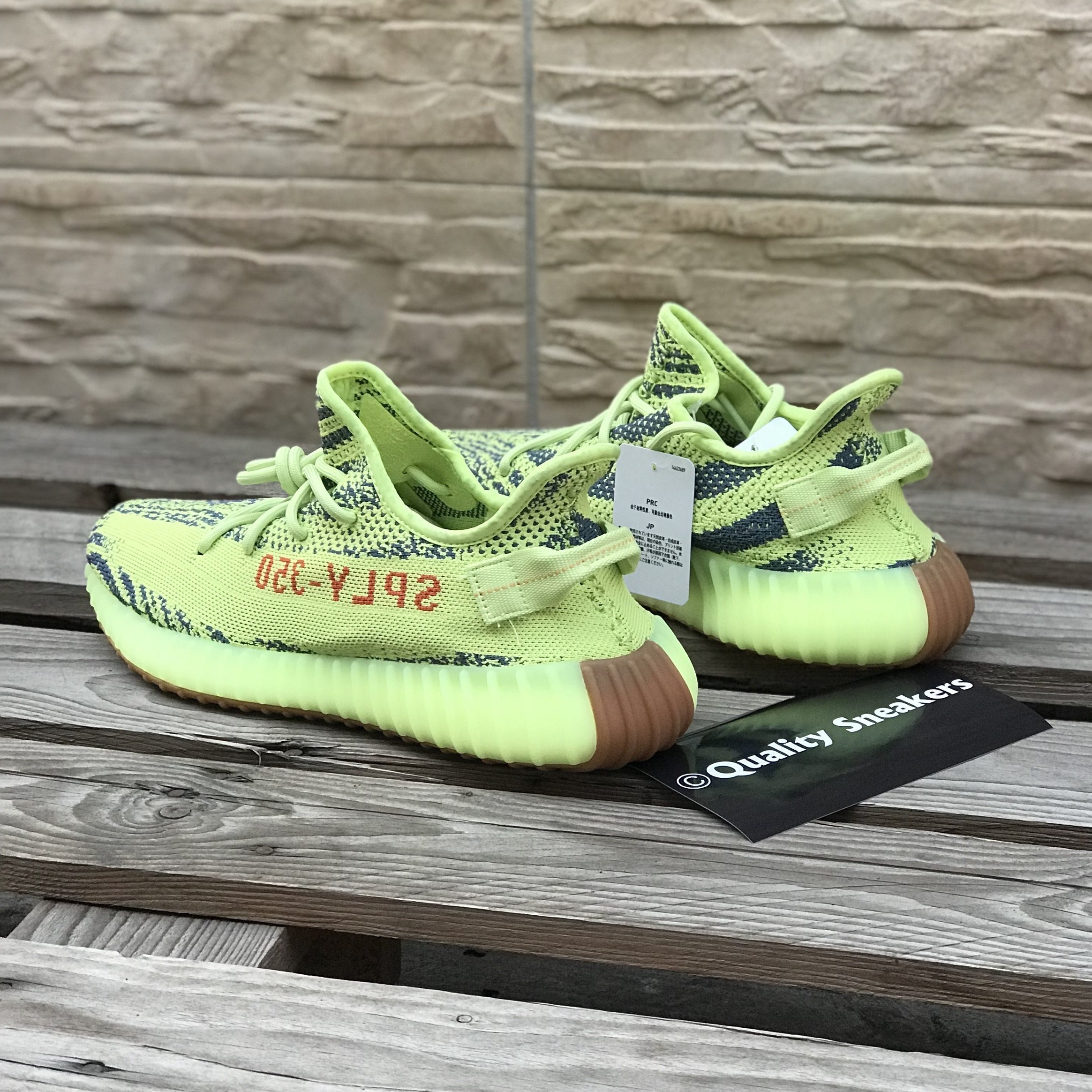 現貨- Adidas Yeezy Boost 350 V2 Yellow 螢光黃斑馬B37572 | Yahoo拍賣