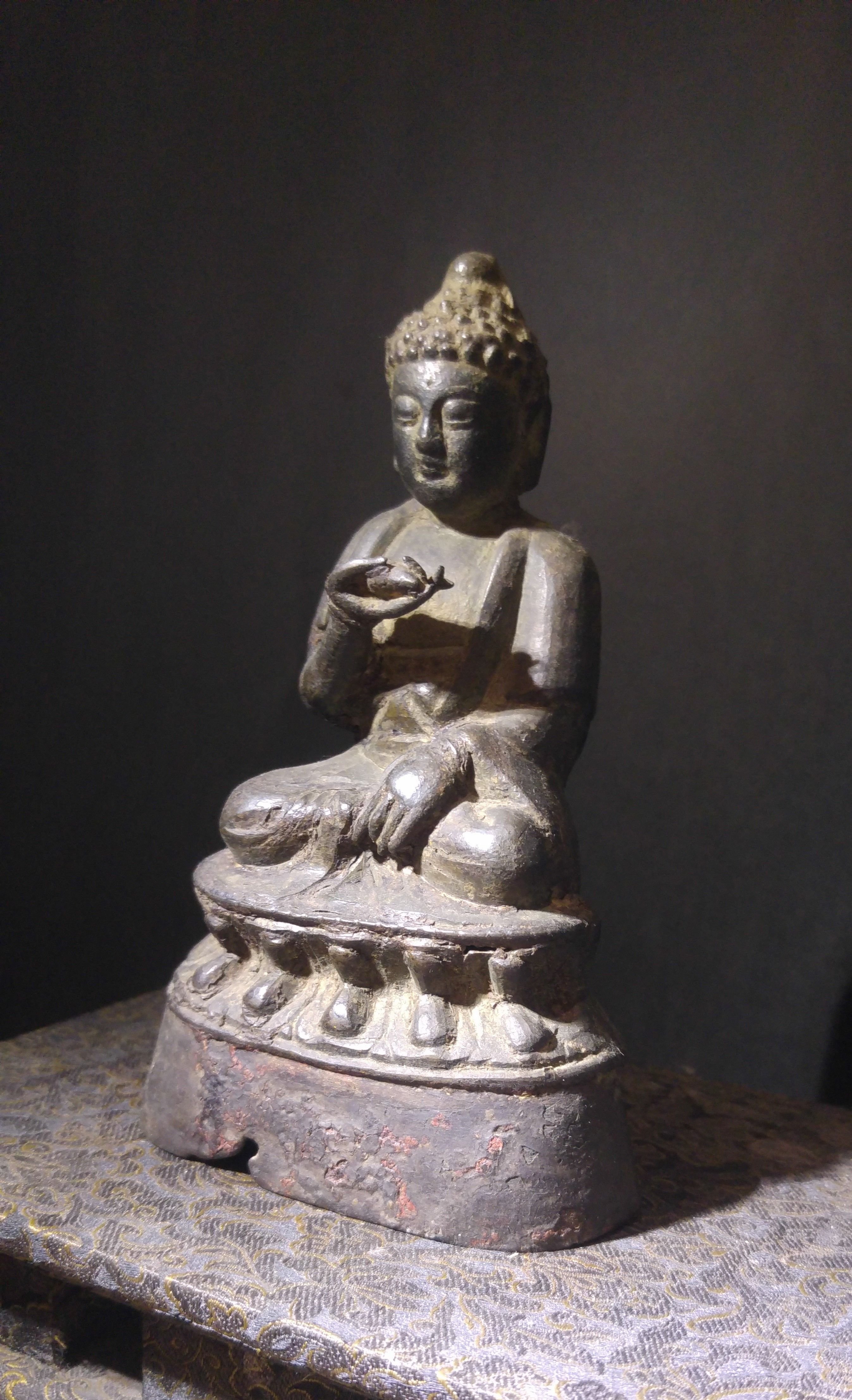 古董，明代佛像，藏友旧藏寄賣，青銅製古美術品，高3⃣️1⃣️cm，重4100克 高古合金銅佛鎏金銅器錯銀絲佛像古玩古董傳世西藏銅佛一尊