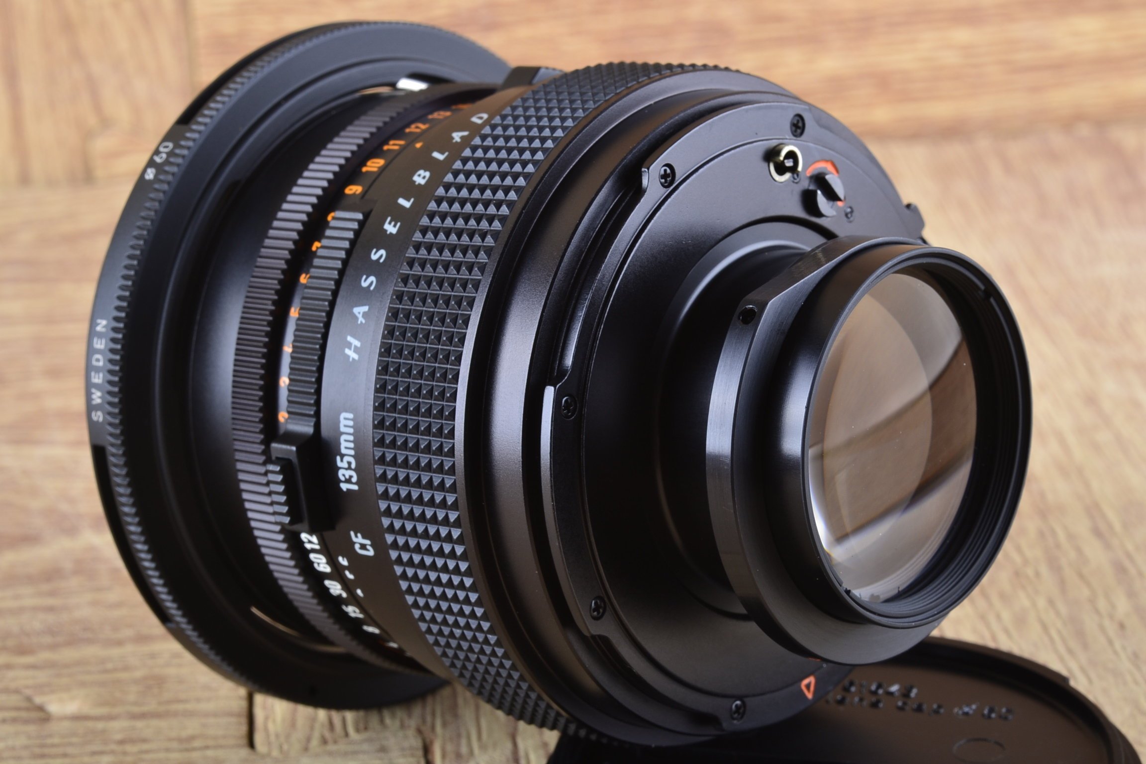 美品Hasselblad Makro Planar 135 mm  f5.6T* NEAR MINT ] Hasselblad Makro Planar CF 135mm F5.6 T* Macro
