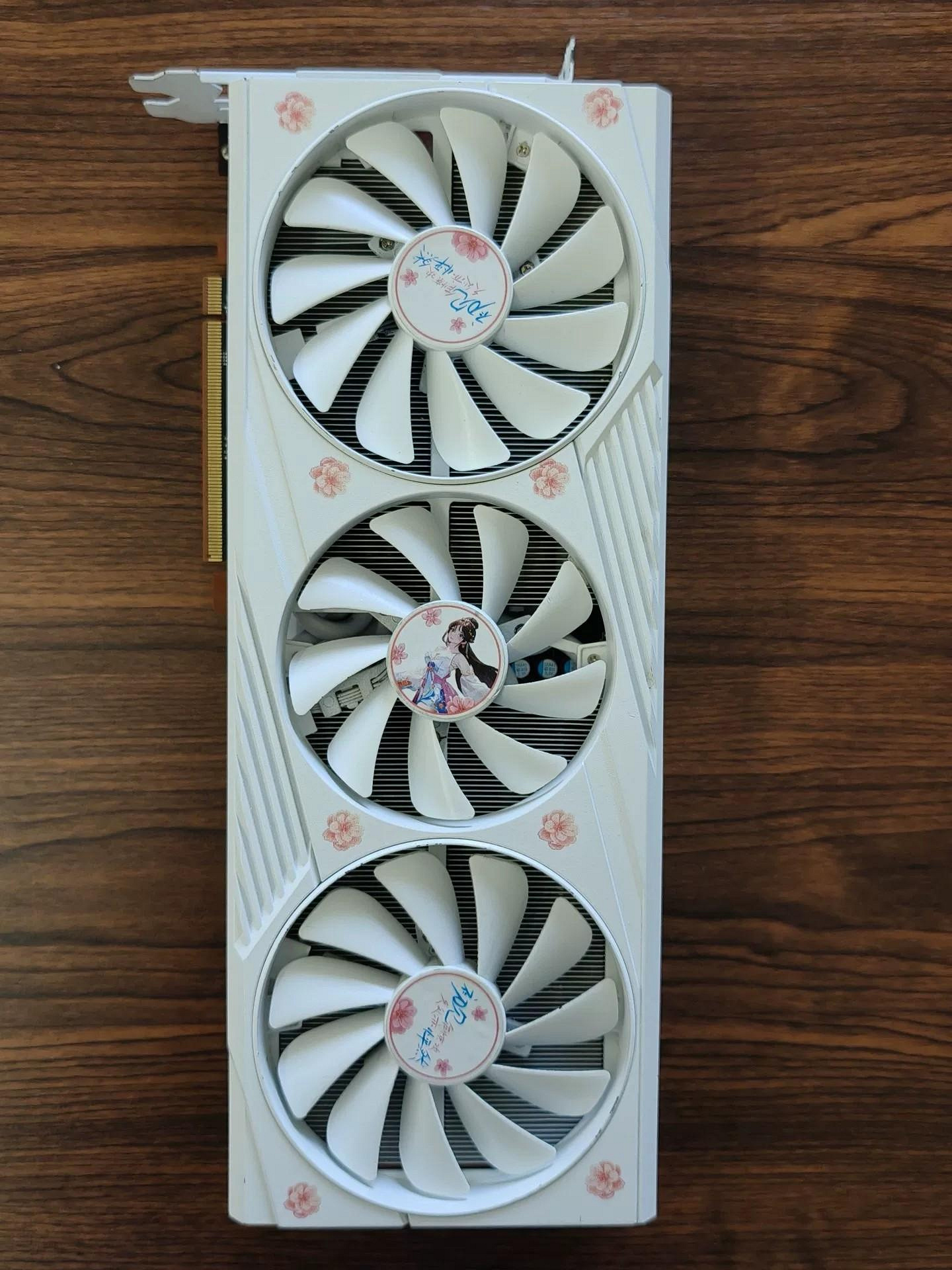 【玩家基地】怒瑞瑪RX6800XT-初見 16G顯卡