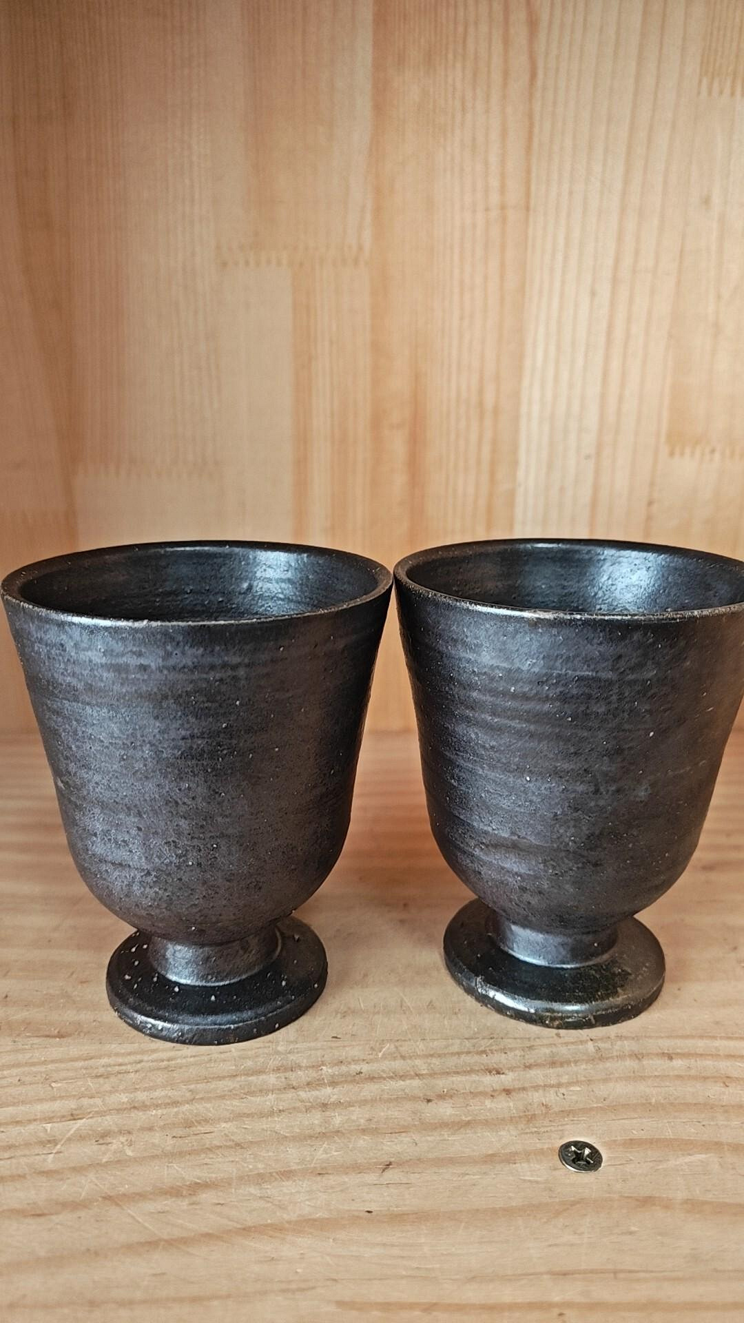 備前燒高足杯嚴選陶瓷，柴燒工藝附款識，口徑8.5cm、高10.5cm，容量
