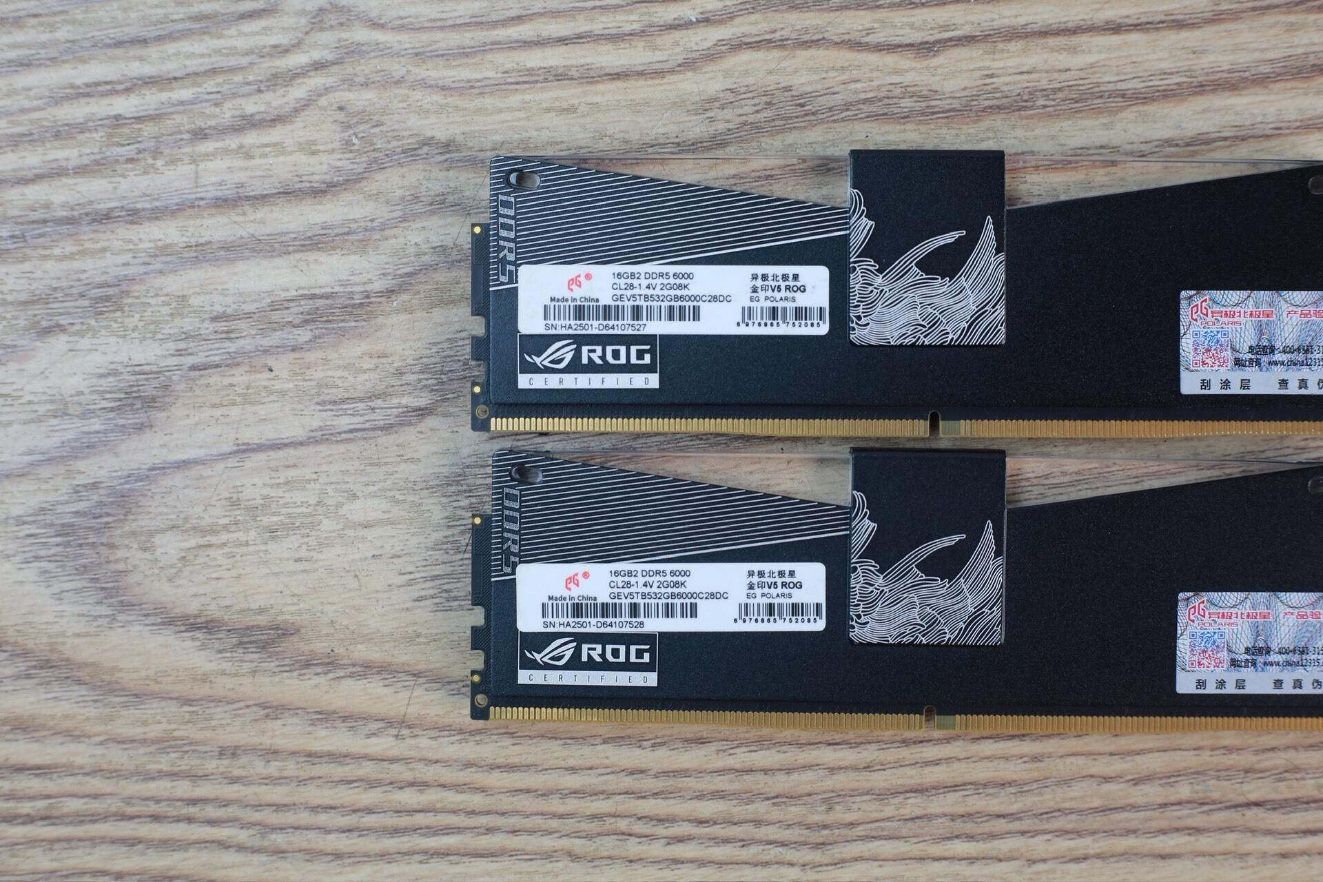 レ*ン様 ROG異極北極星DDR5-600032GB（16GB×2ゲーミングメモ レ*ン様