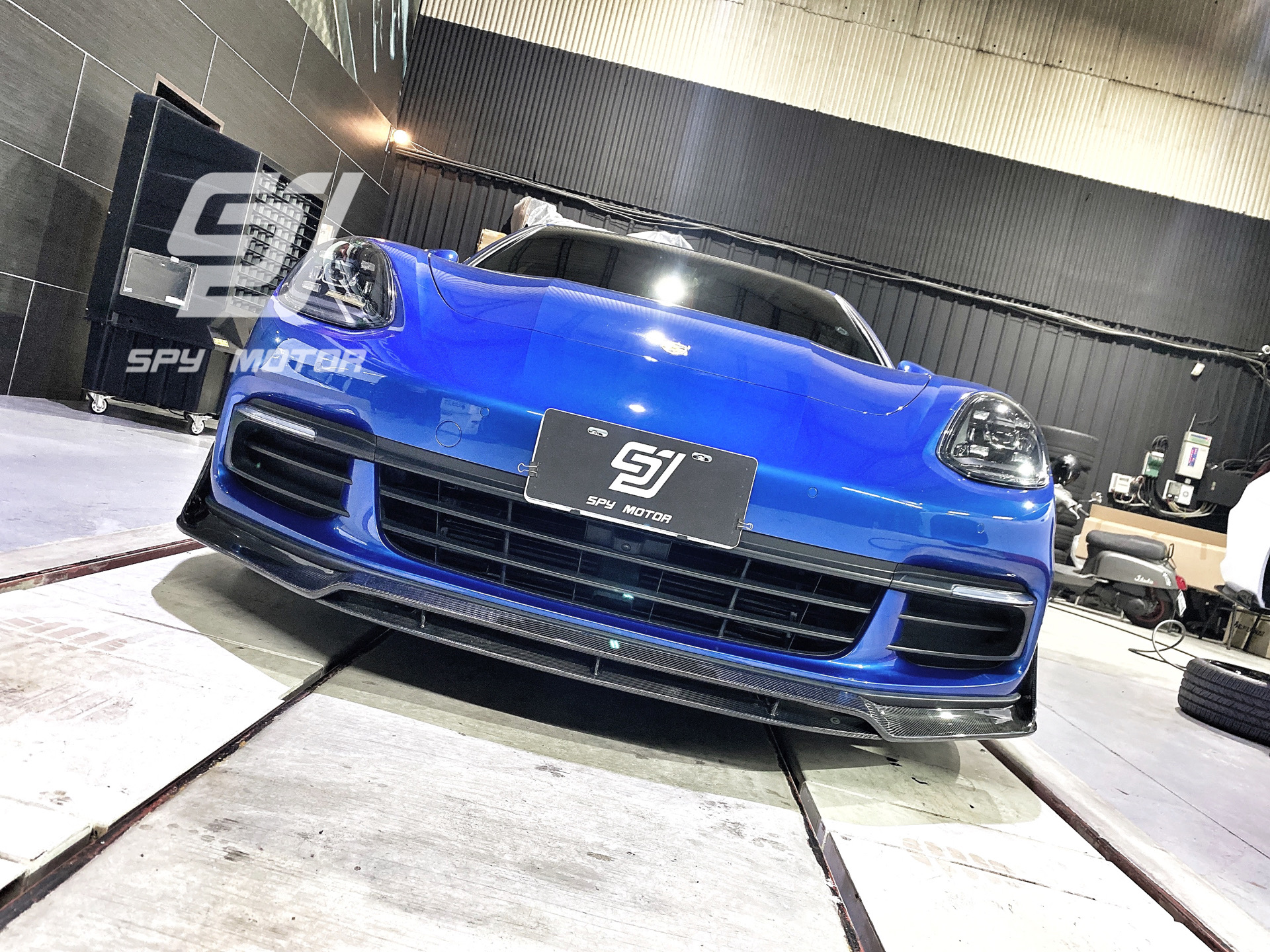 【SPY MOTOR】Porsche Panamera 971 碳纖維前下巴