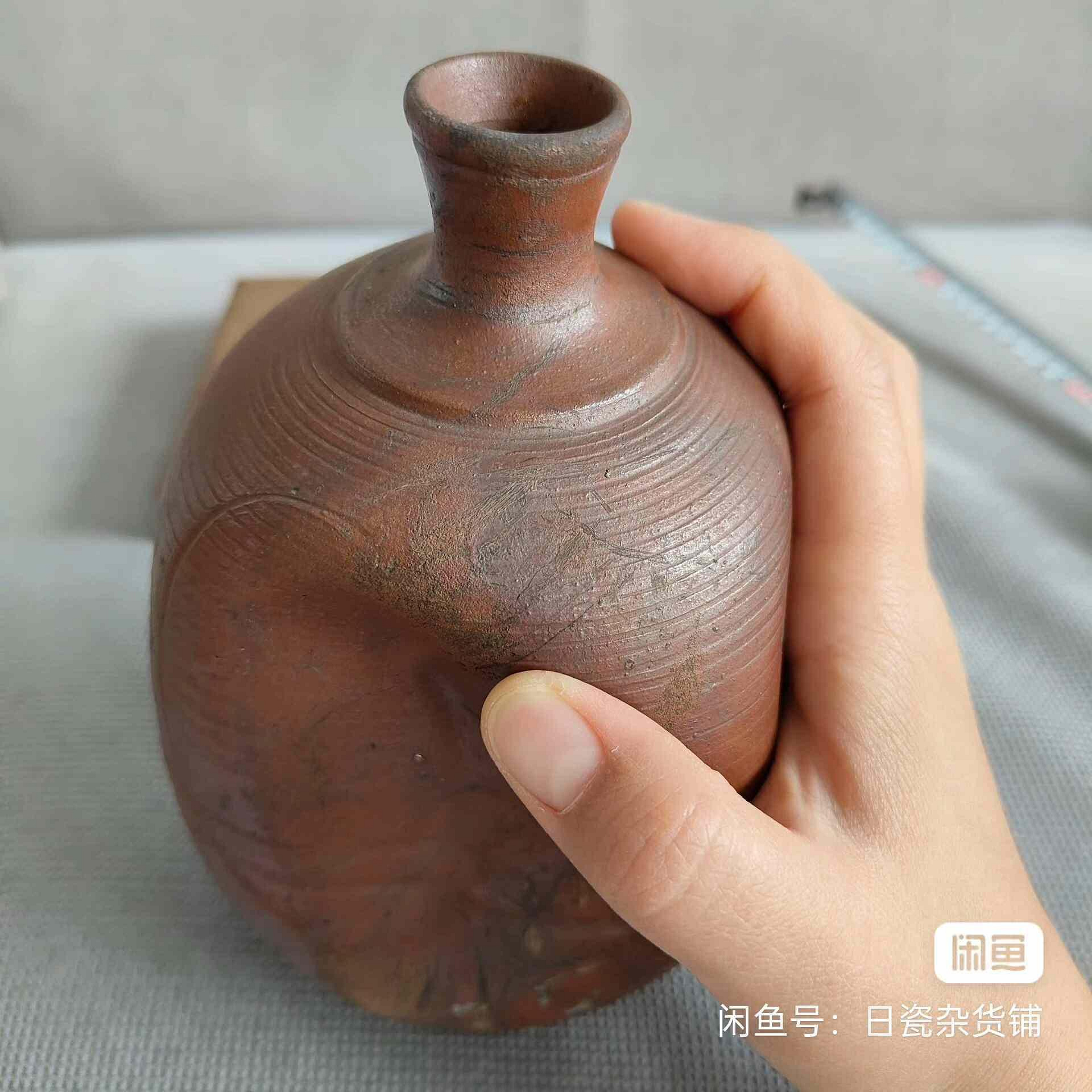 北大路魯山人備前得利花器，老件整體無裂，瓶口全品，具收藏價值磨損掉