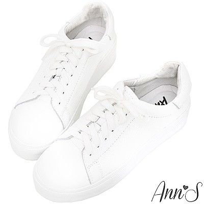 經典小白鞋