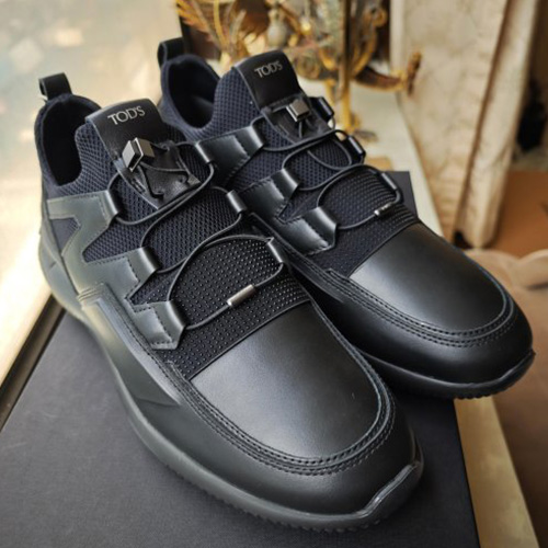 TOD'S 按鈕式鞋帶黑色真皮球鞋