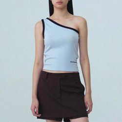 斜肩涼爽簡約風格性感短TEE