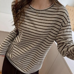 百搭寬鬆新疆棉條紋上衣